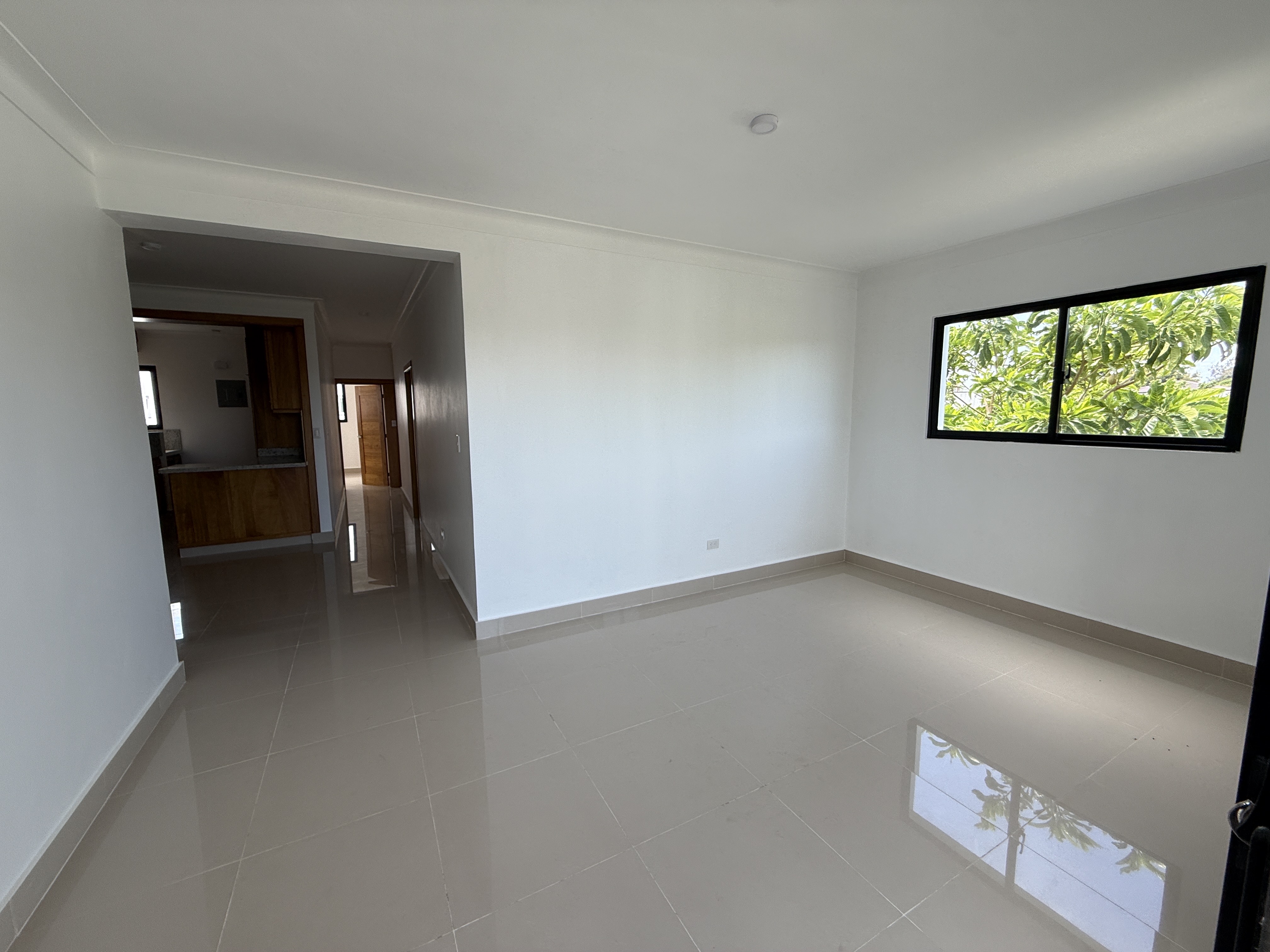 apartamentos - vendemos 4to + terraza próximo a Homs  2