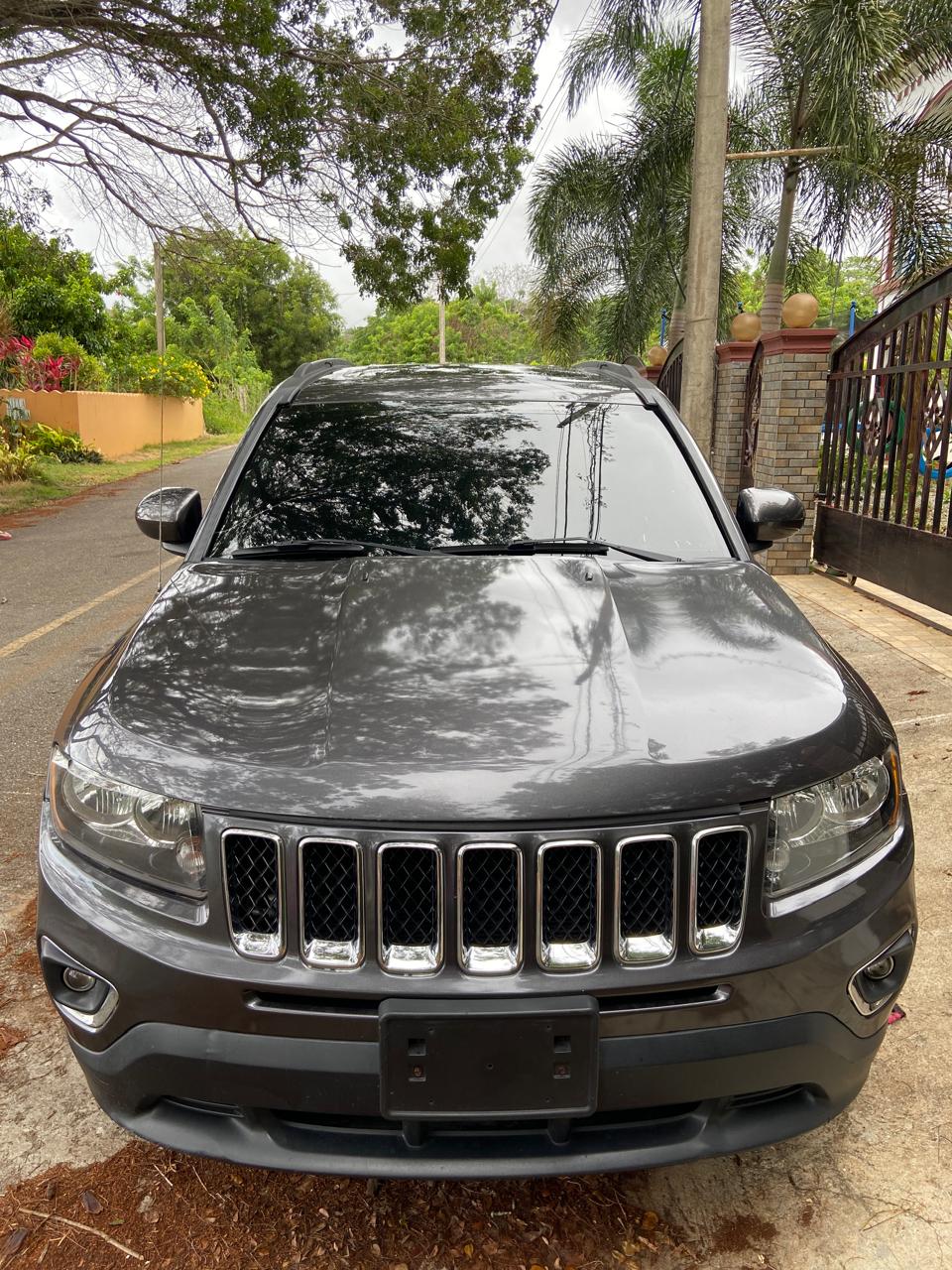 jeepetas y camionetas - Excelente condiciones el motor está nítido  0