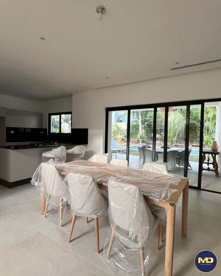 casas vacacionales y villas - 🏡Villa de Lujo Amueblada en Punta Cana Village | Piscina |4HB| 6BÑ| ✨ 1