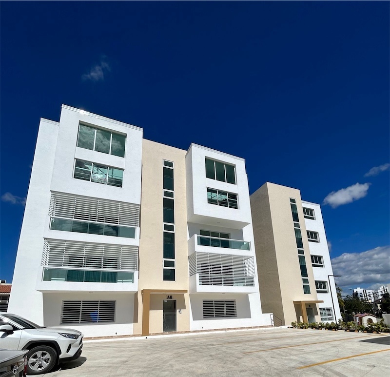 penthouses - Moderno Penthouse en Urb Thomen en venta. 0