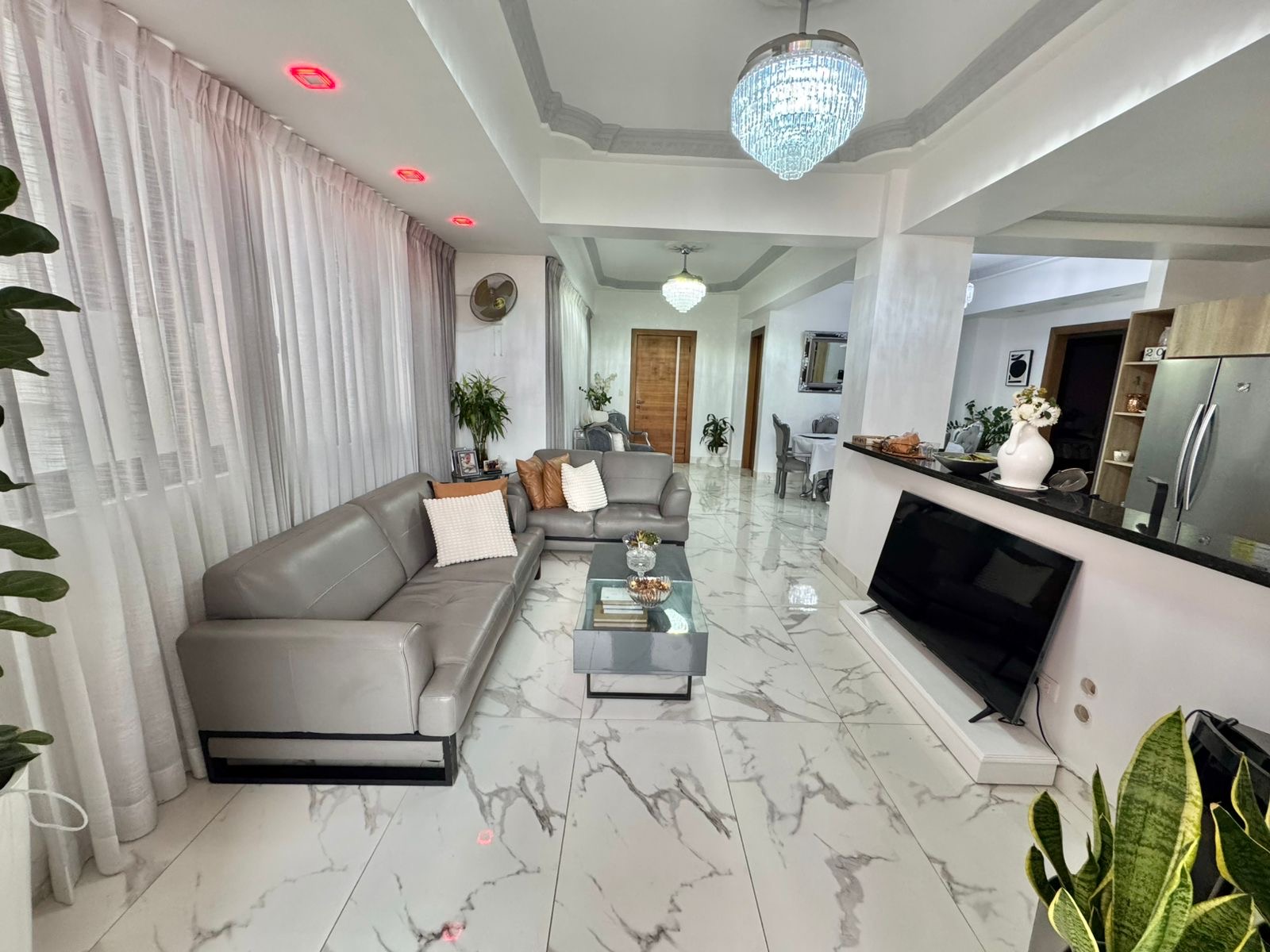 apartamentos - Apartamento en Venta
LOS CACICAZGOS
USD 420,000.00
Mantenimiento: RD$15,000 0