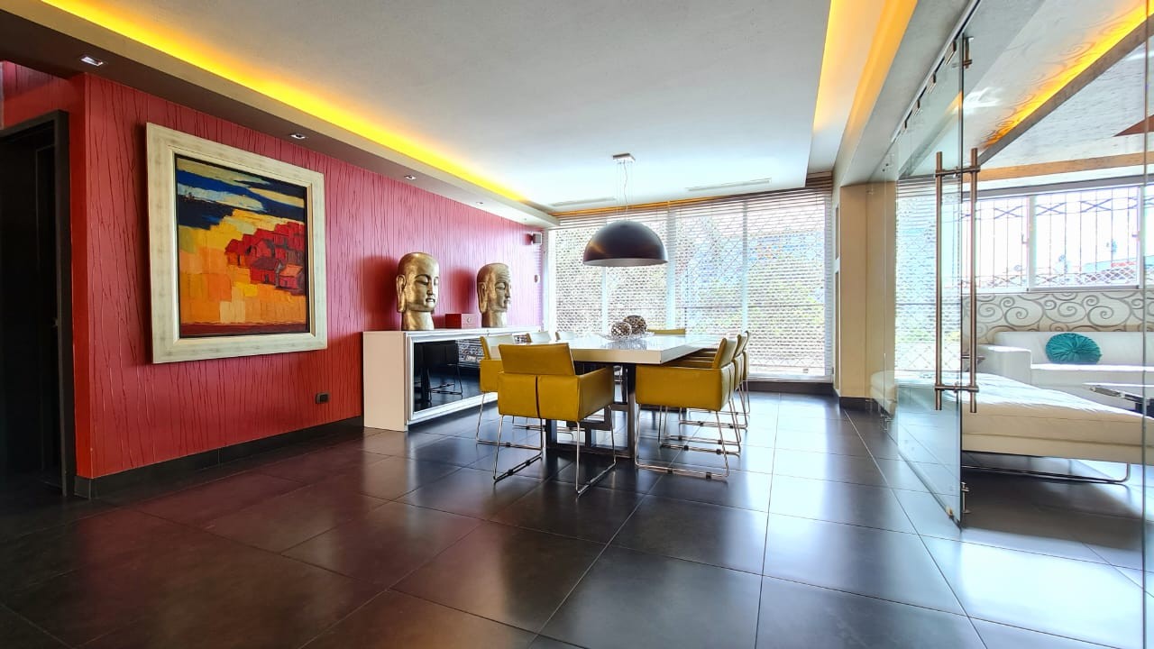 apartamentos - Ensanche NacoVenta de apartamento vacío 380 mts2/3er piso.  0