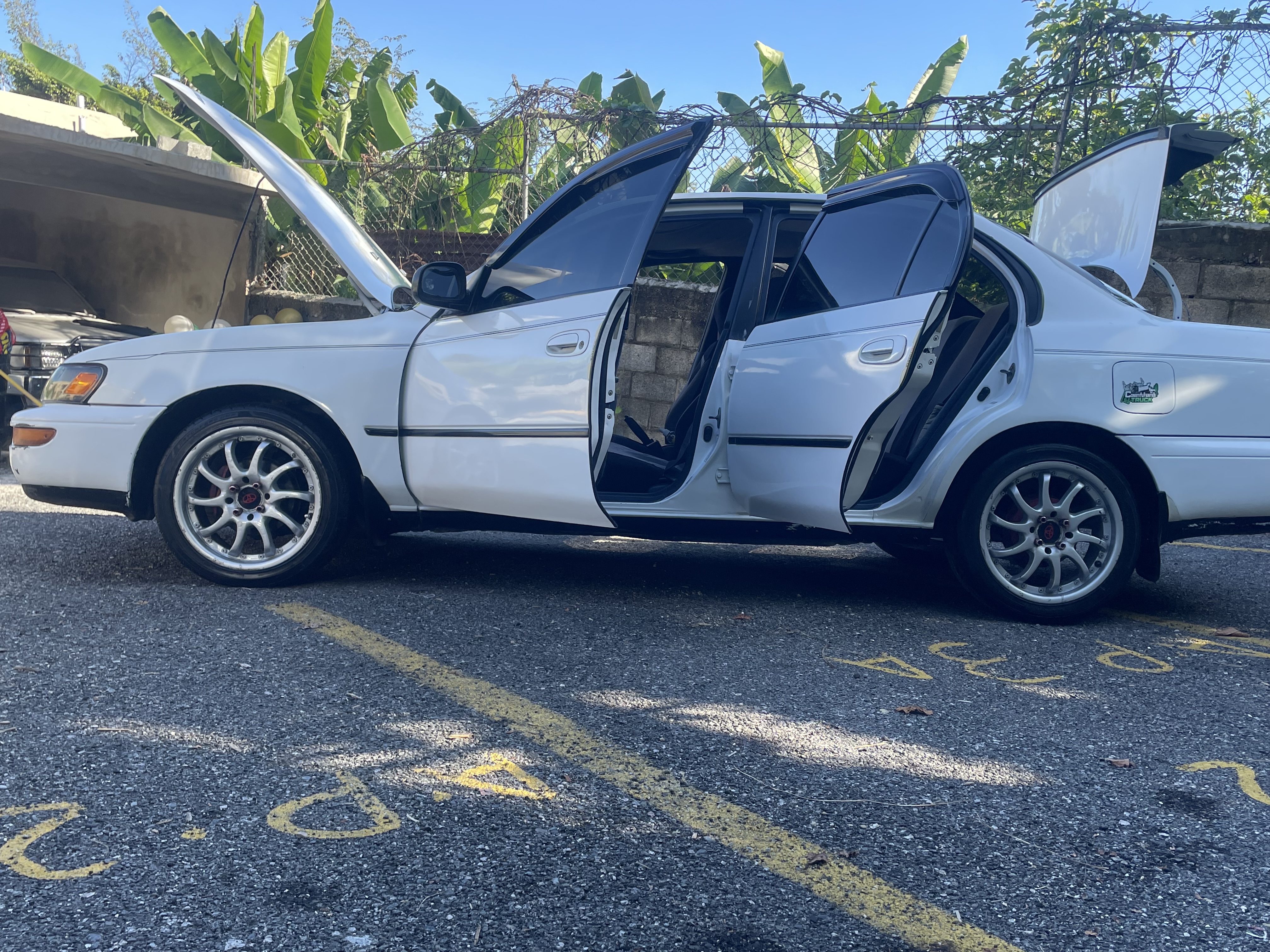 carros - Toyota corola americano año 1994 aire nunca choque 3