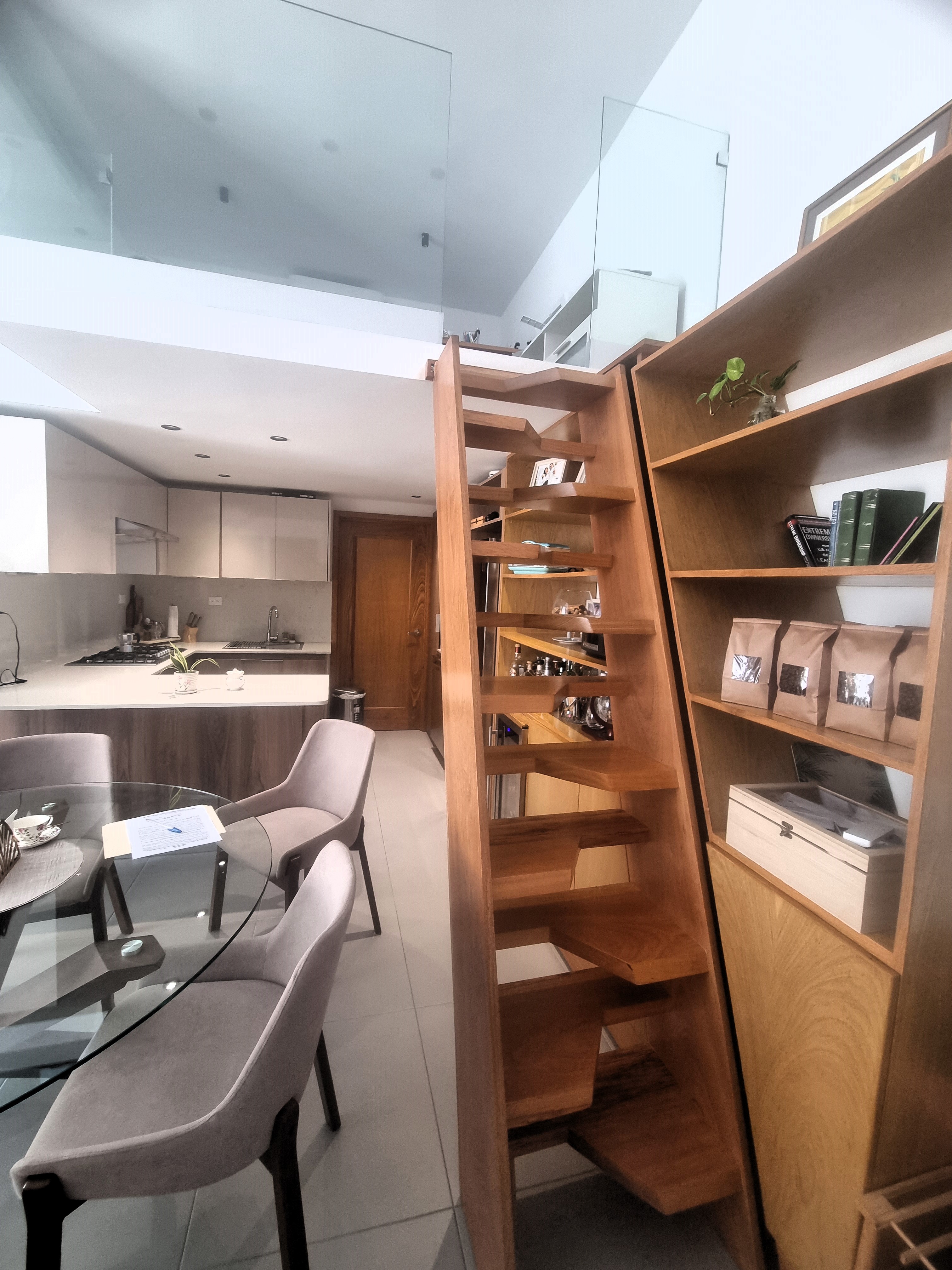 apartamentos - Venta Apartamento en NACO, amueblado, piso alto 5