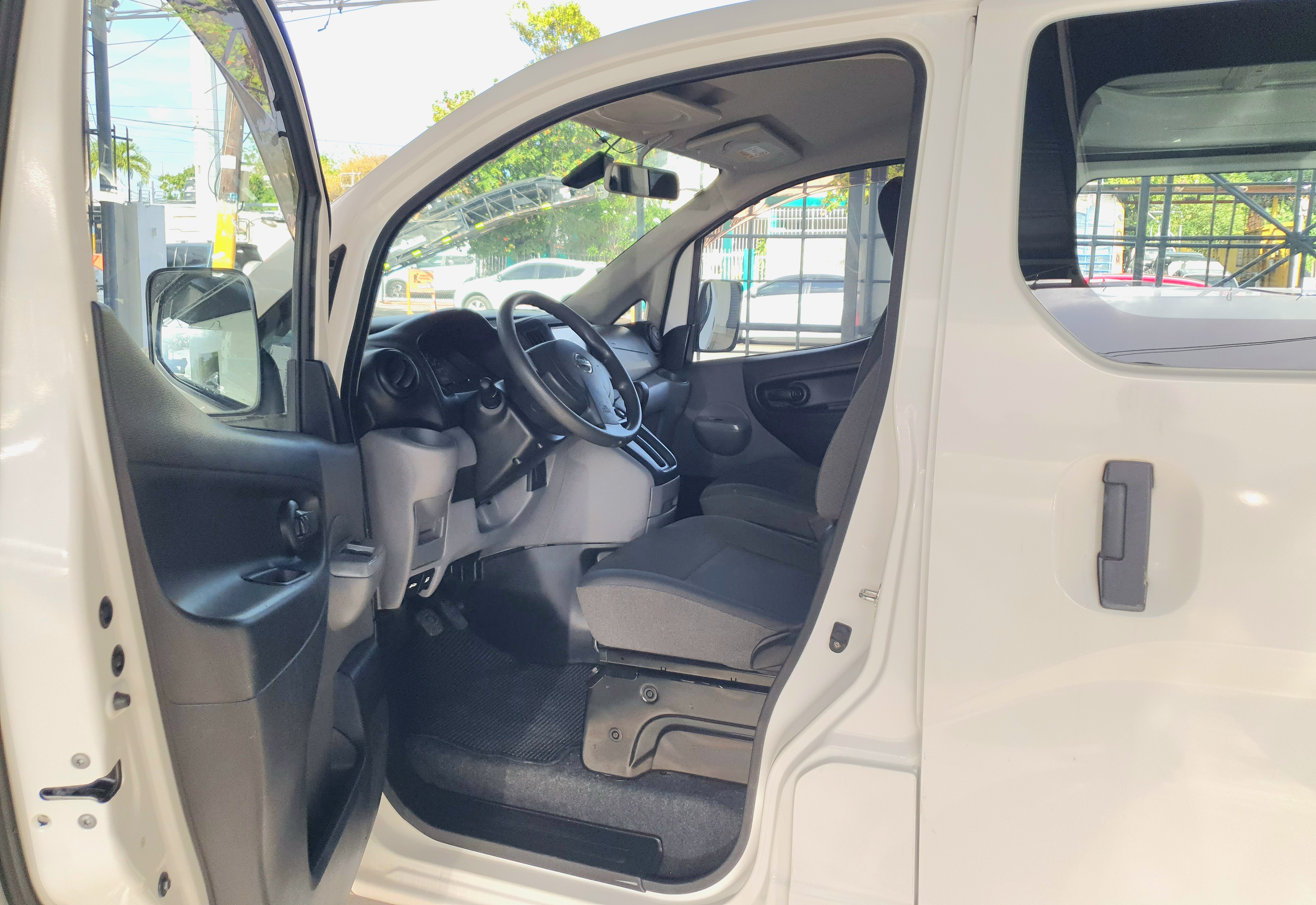 otros vehiculos - NISSAN NV 200 2018  RECIEM IMPORTADO 3