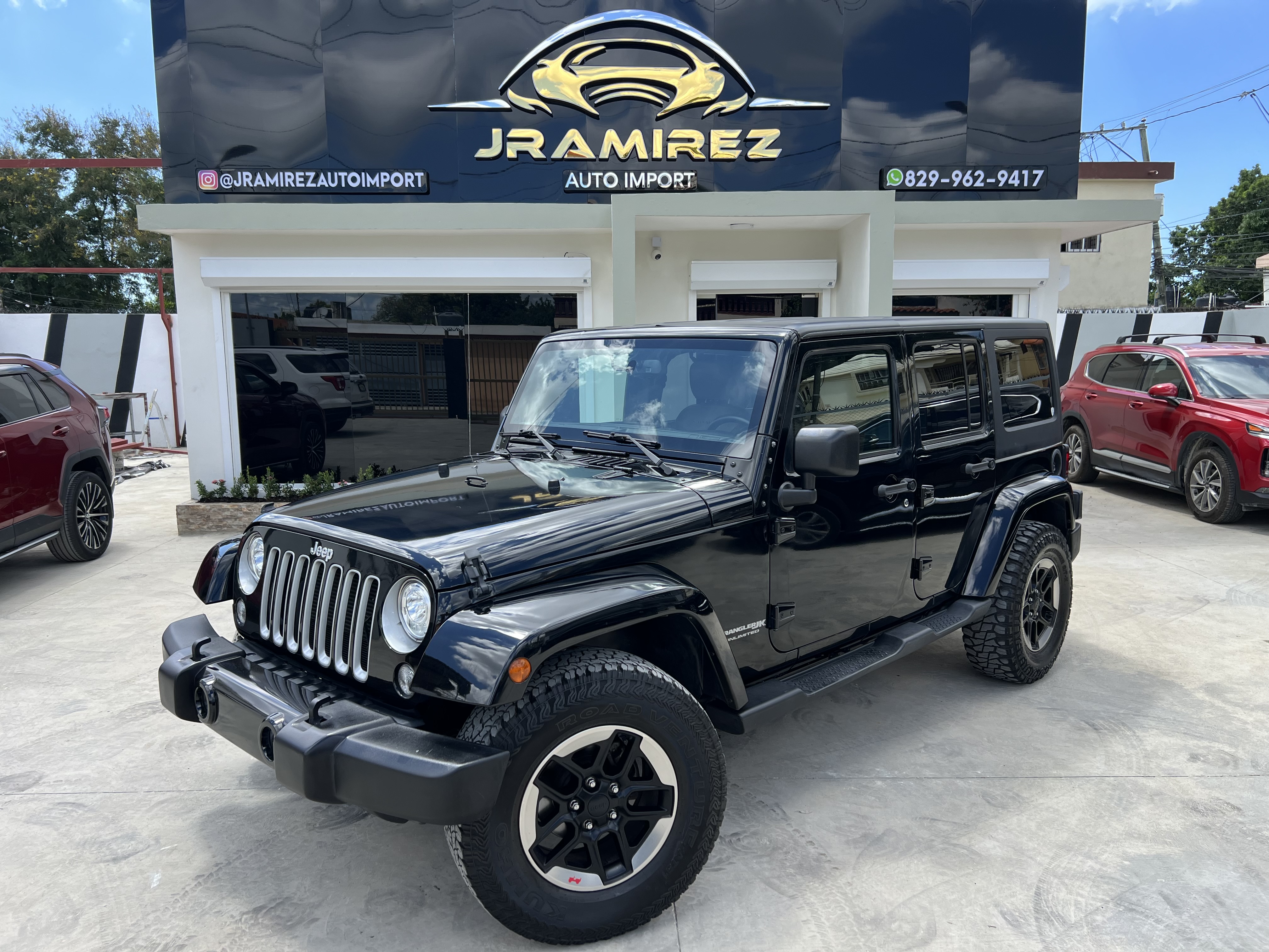 jeepetas y camionetas - Jeep Wrangler Sahara 2018 0