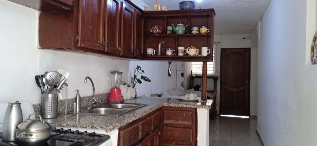 casas - Casa apropiada para negocio en Alna Rosa 2 4
