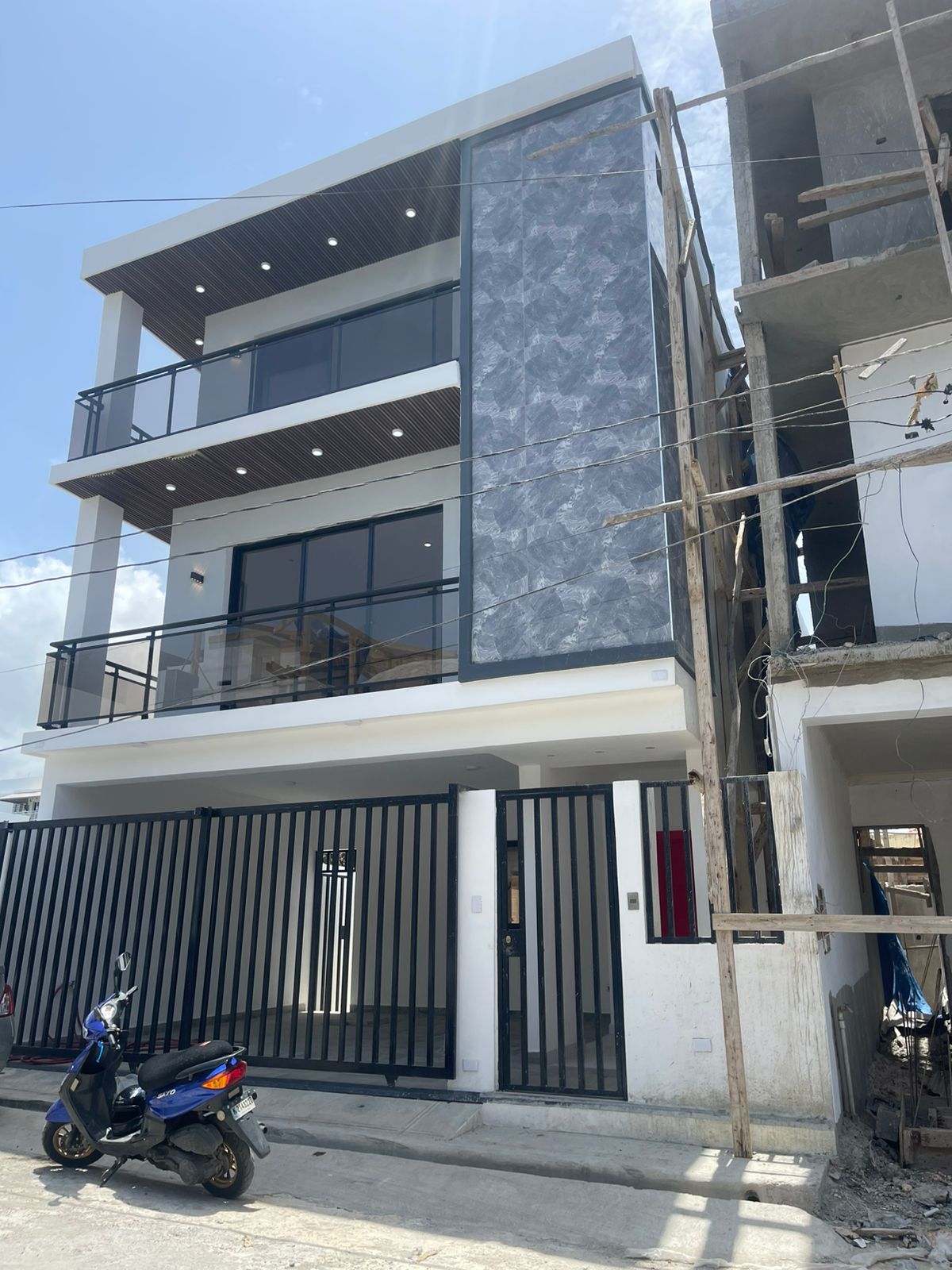 casas - Venta de Casa con Piscina BRISA ORIENTAL 0