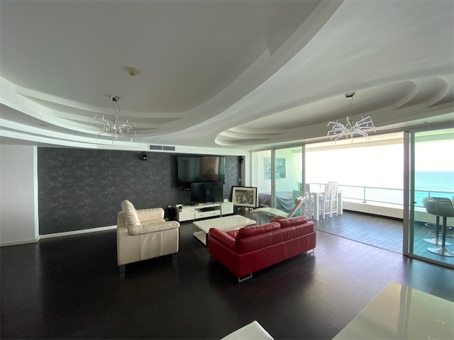 apartamentos - Venta de apartamento amueblado primera línea de playa en Marbella Juan Dolio 3