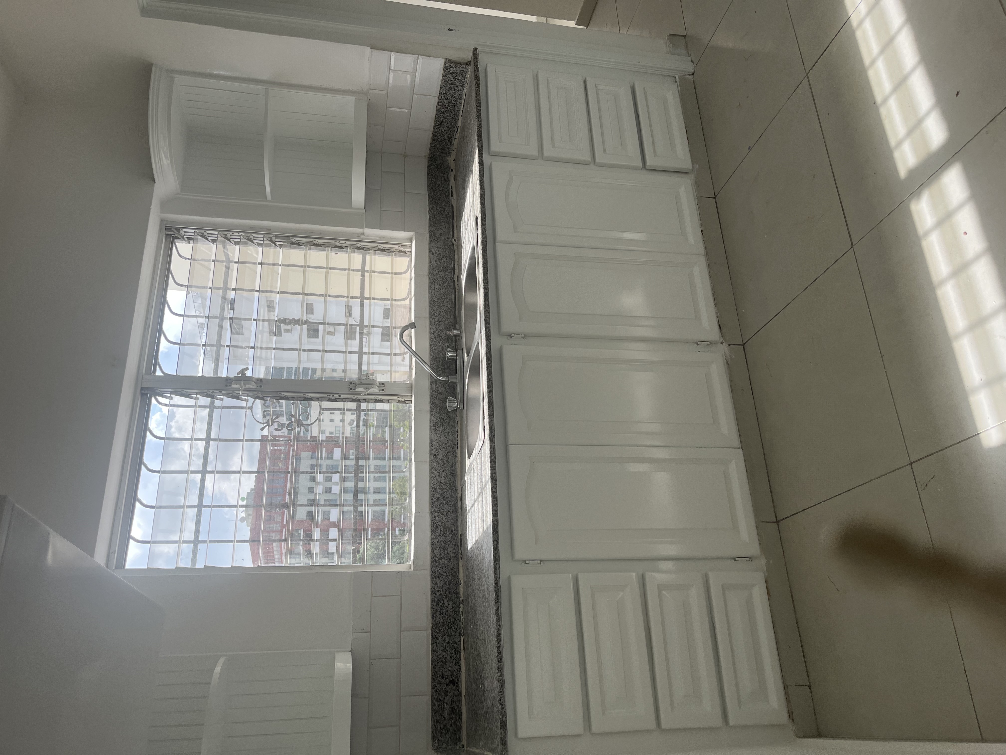 apartamentos - Evaristo morales cerca churchill  2