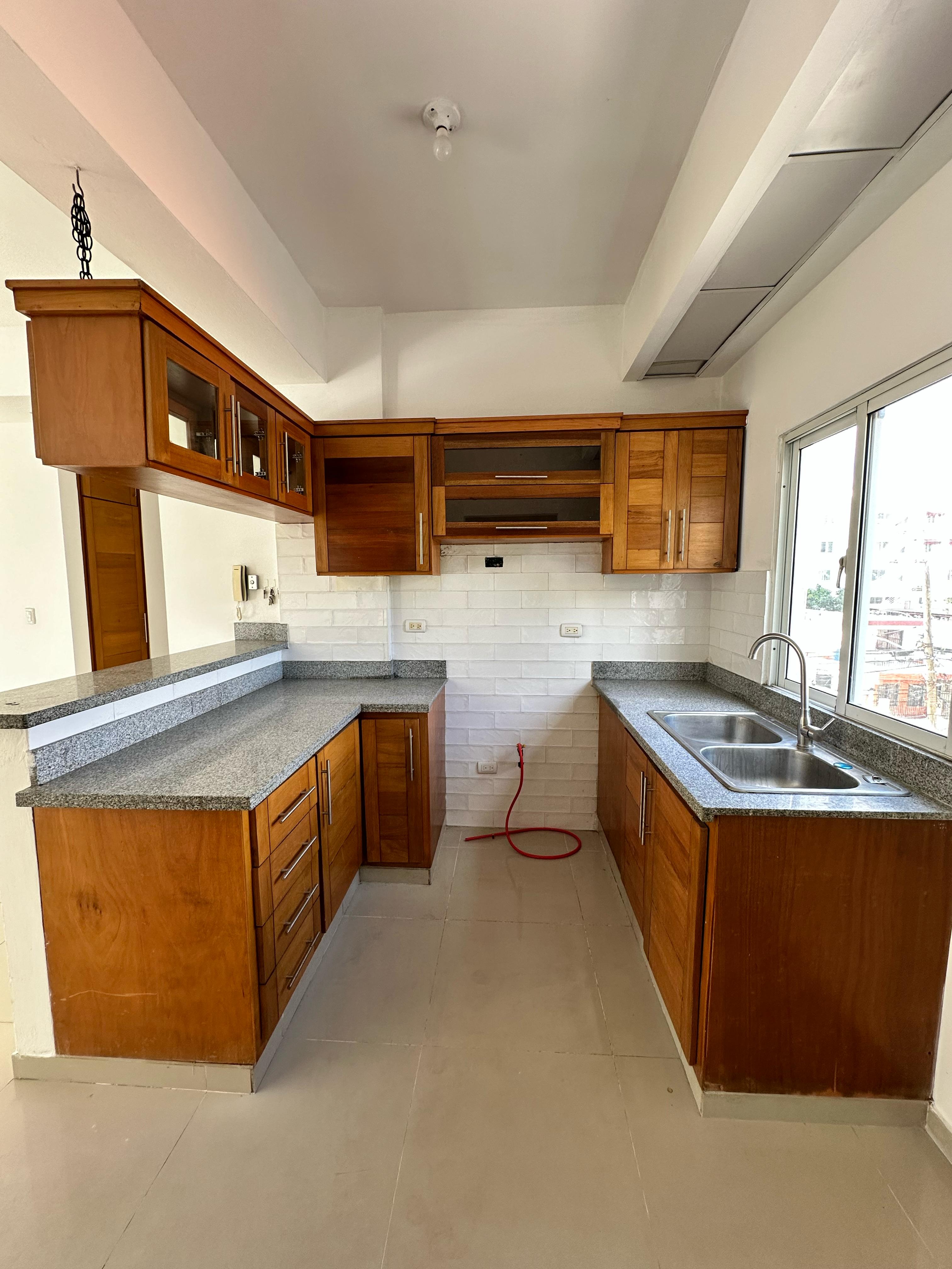 apartamentos - Vendo apartamento con ascensor en Ensanche Ozama