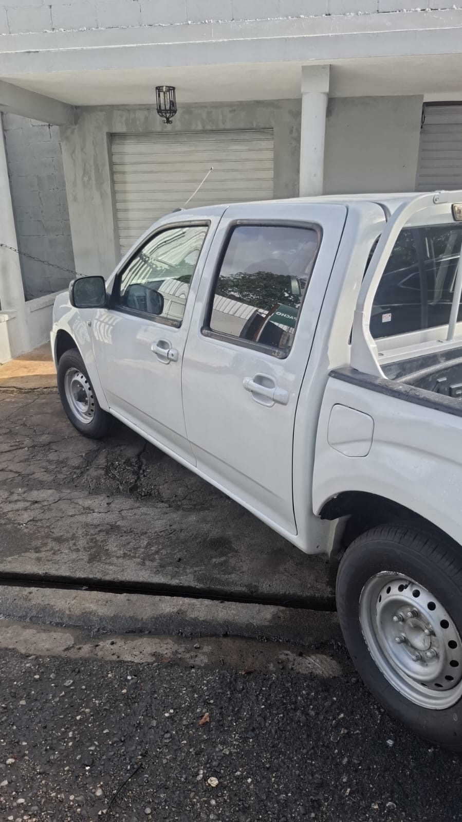 jeepetas y camionetas - CAMIONETA ISUZU DMAX 2011 1