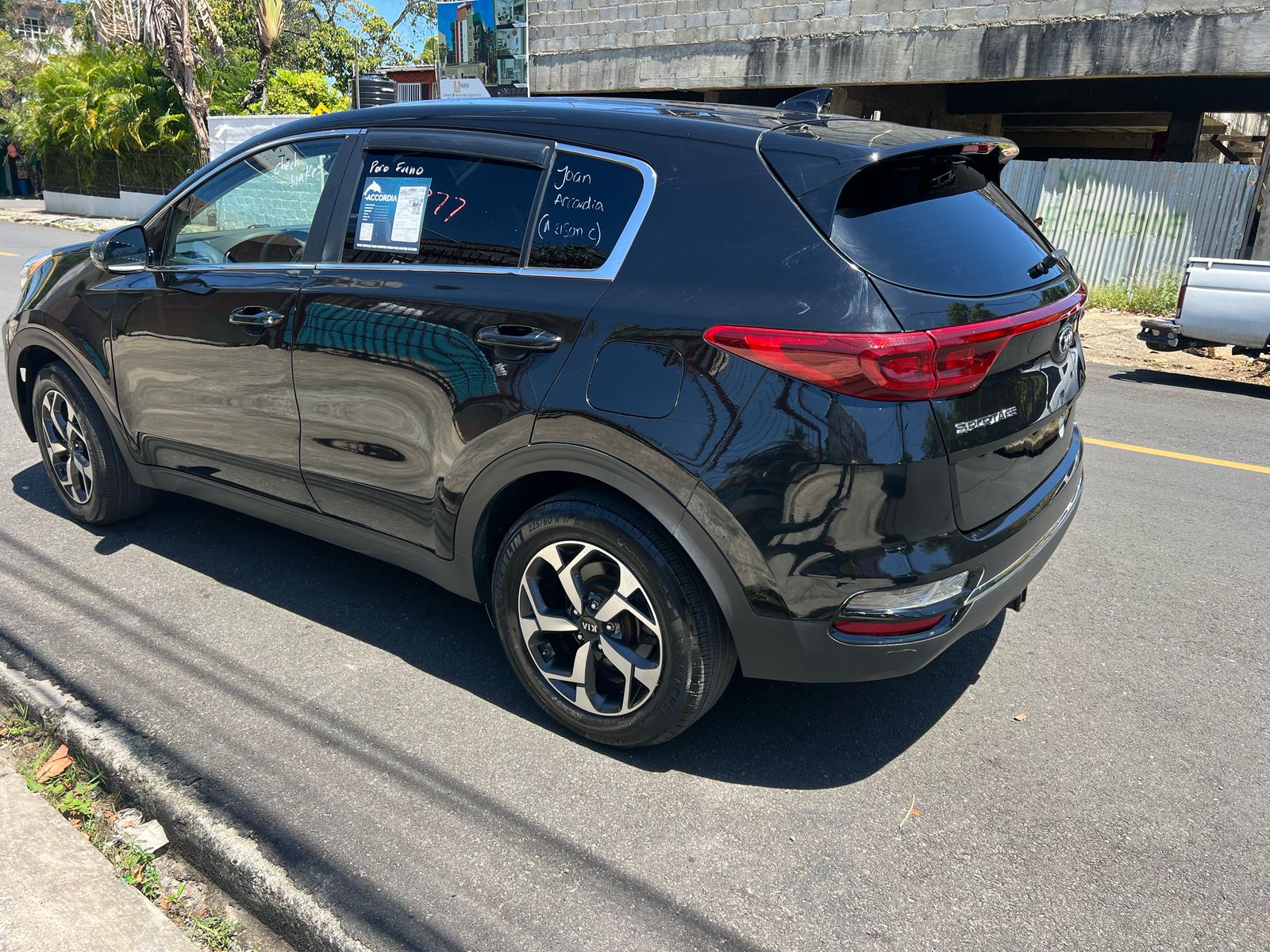 jeepetas y camionetas - kia sportage lx  1