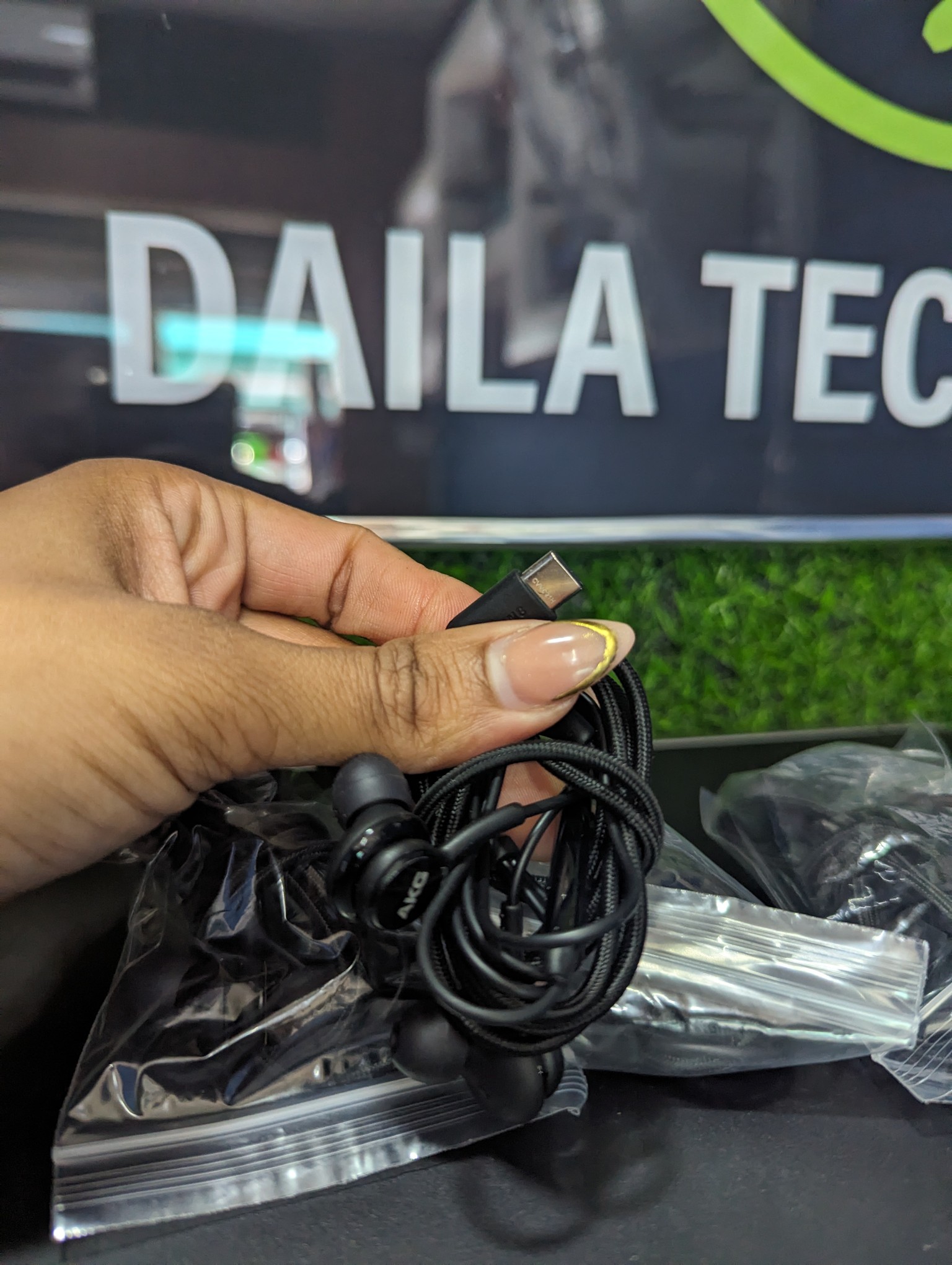 camaras y audio - Auriculares AKG original tipo c 4