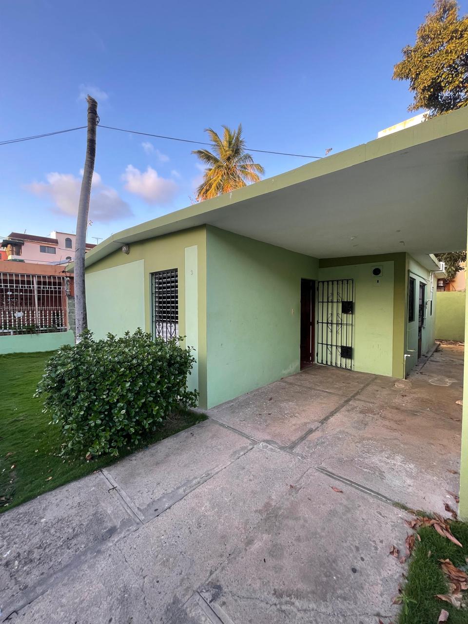 apartamentos - Vendo casa clásica en El Brisal 