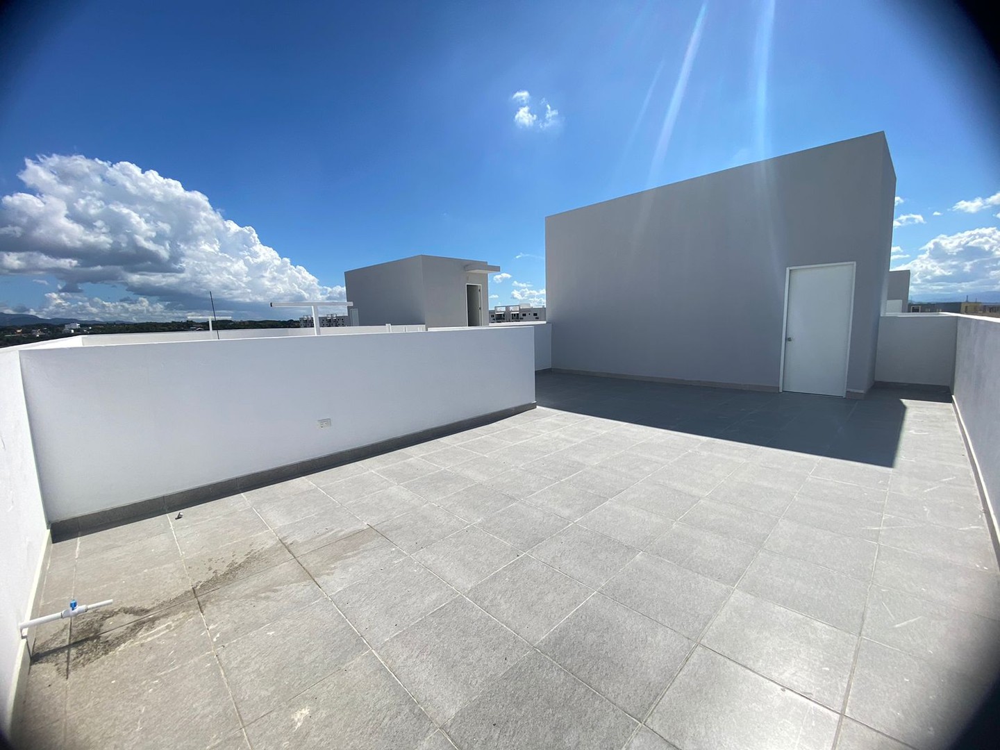 apartamentos - Apartamento 4to Nivel en Residencial Cerrado, Jardines del Norte 2
