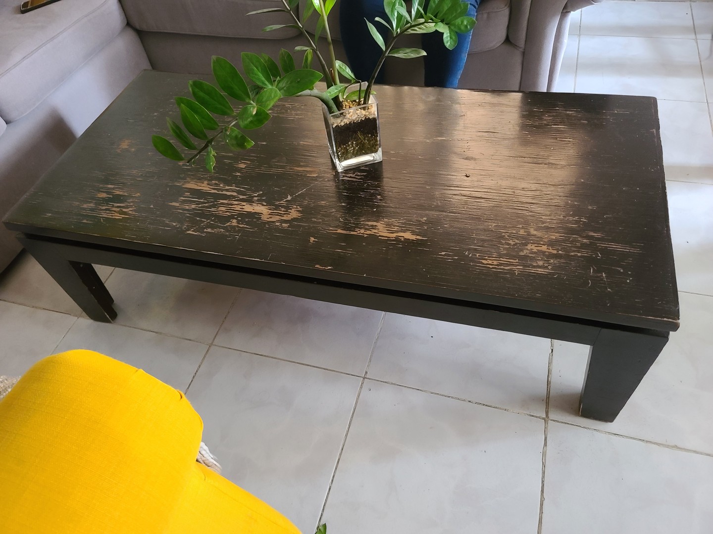 muebles y colchones - Mesa de centro (necesita pintura) 1