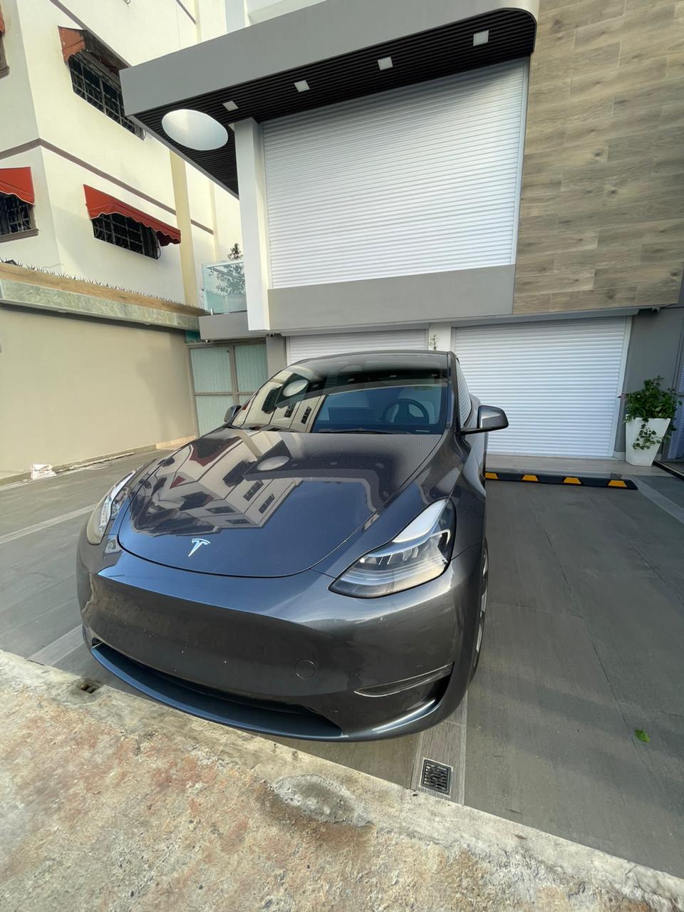 carros - Tesla Model Y 2023 Dual Motor AWD  0
