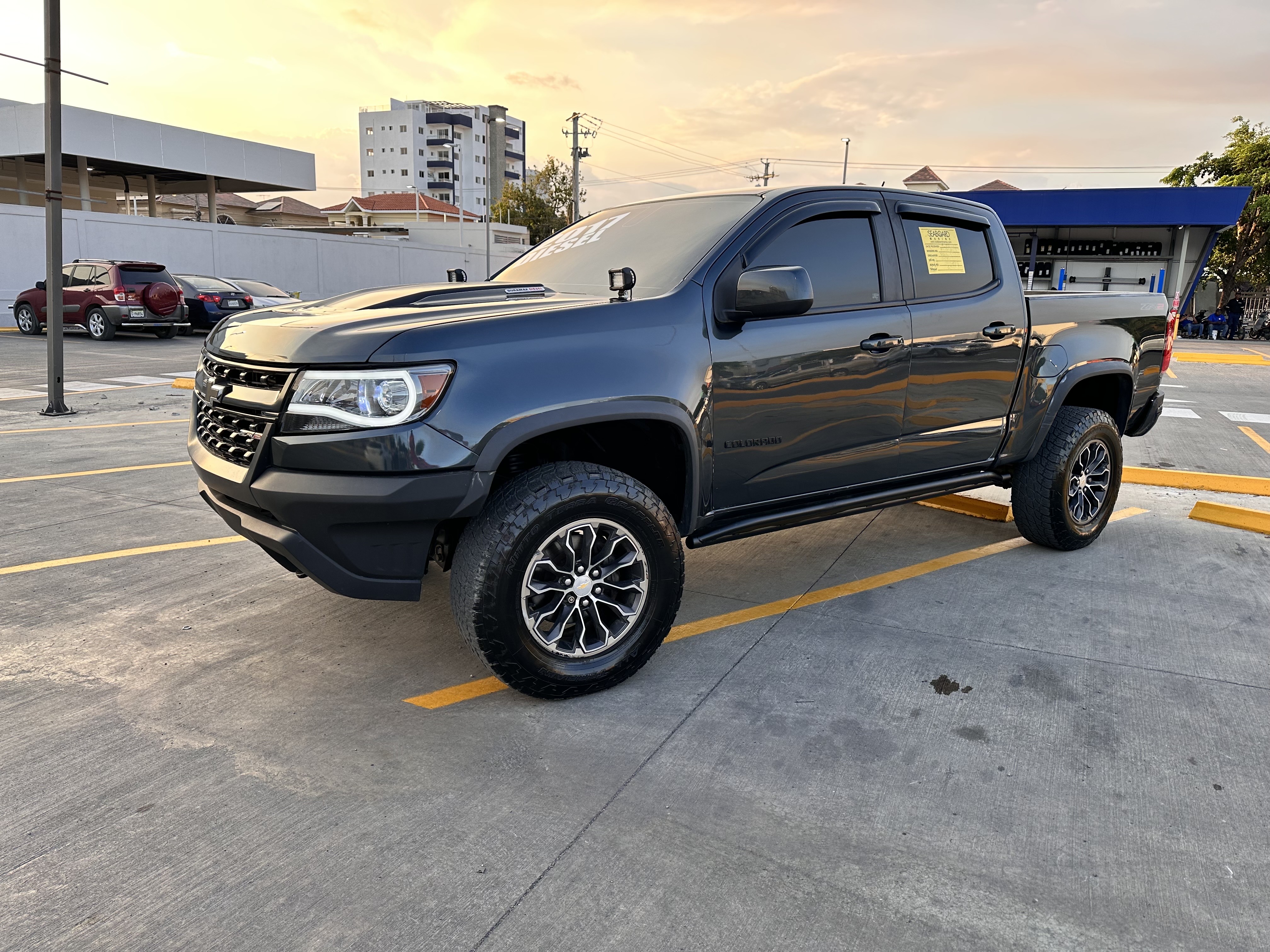 jeepetas y camionetas - Chevrolet colorado ZR2 2017 Diesel  1