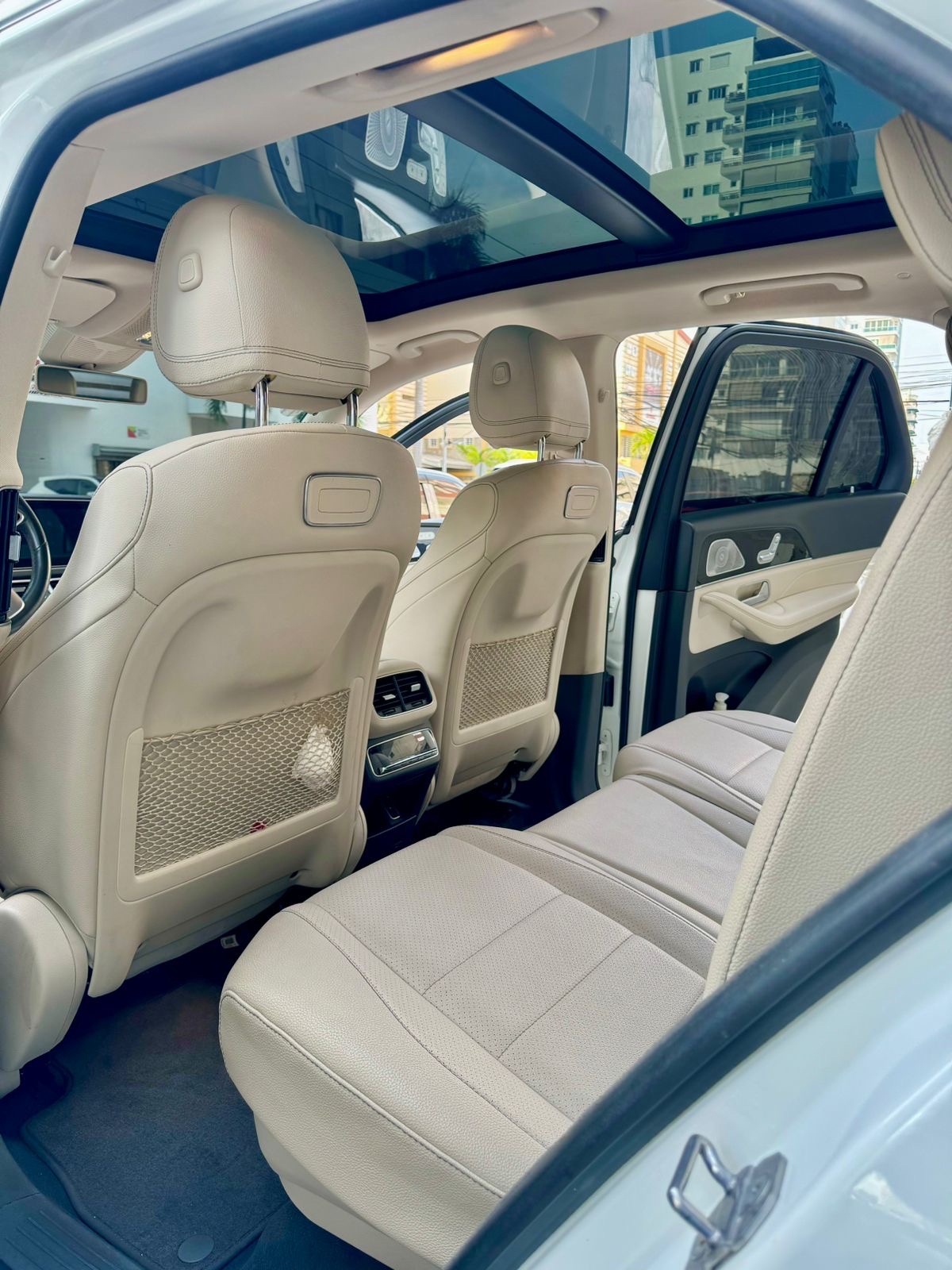 jeepetas y camionetas - MERCEDES BENZ GLE 350 AñO: 2020
papeles y mantenimiento al dia.

59,000 kms 2