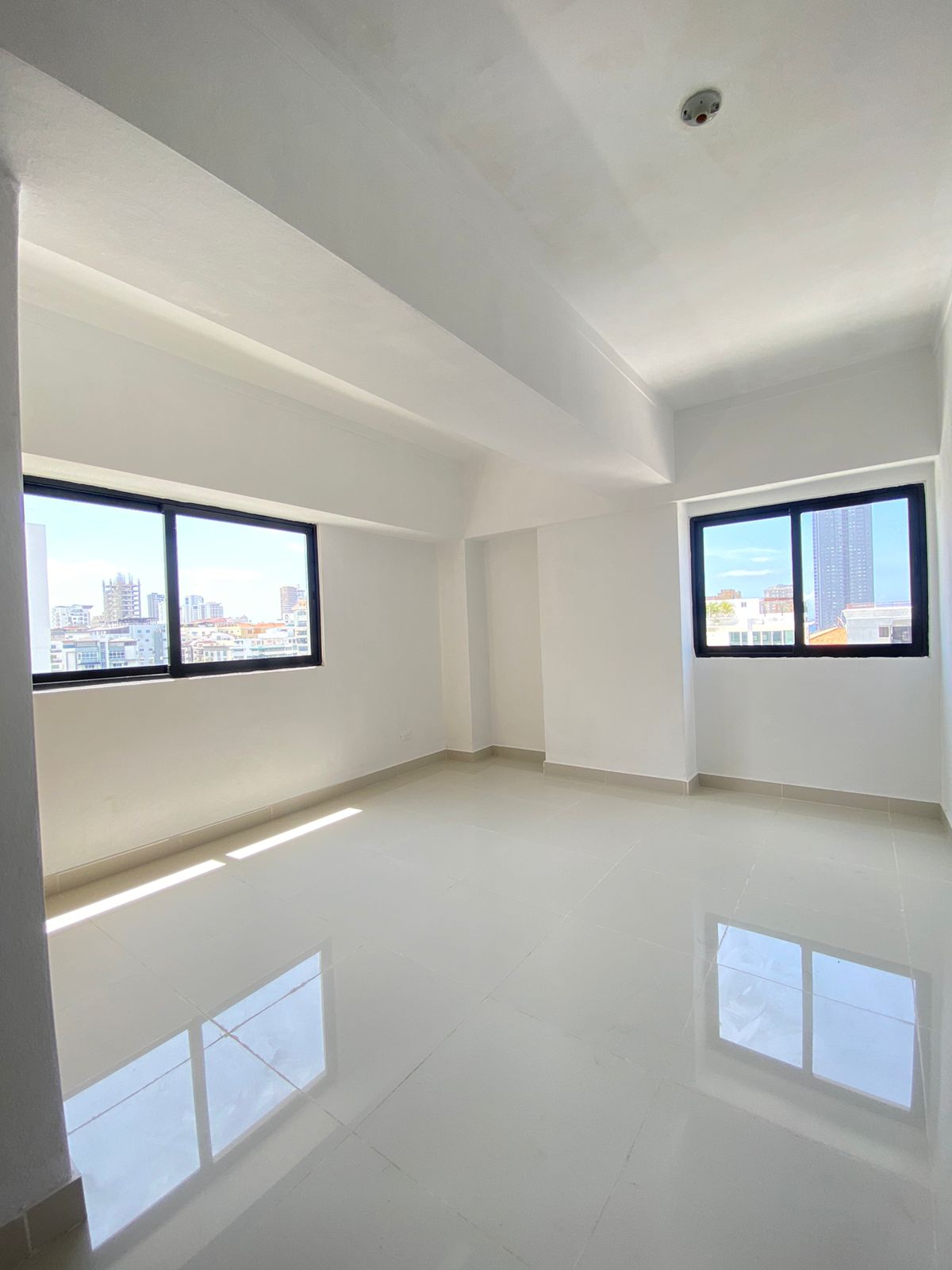 apartamentos - Hermoso apartamento nuevo en Venta Urb. Real 8
