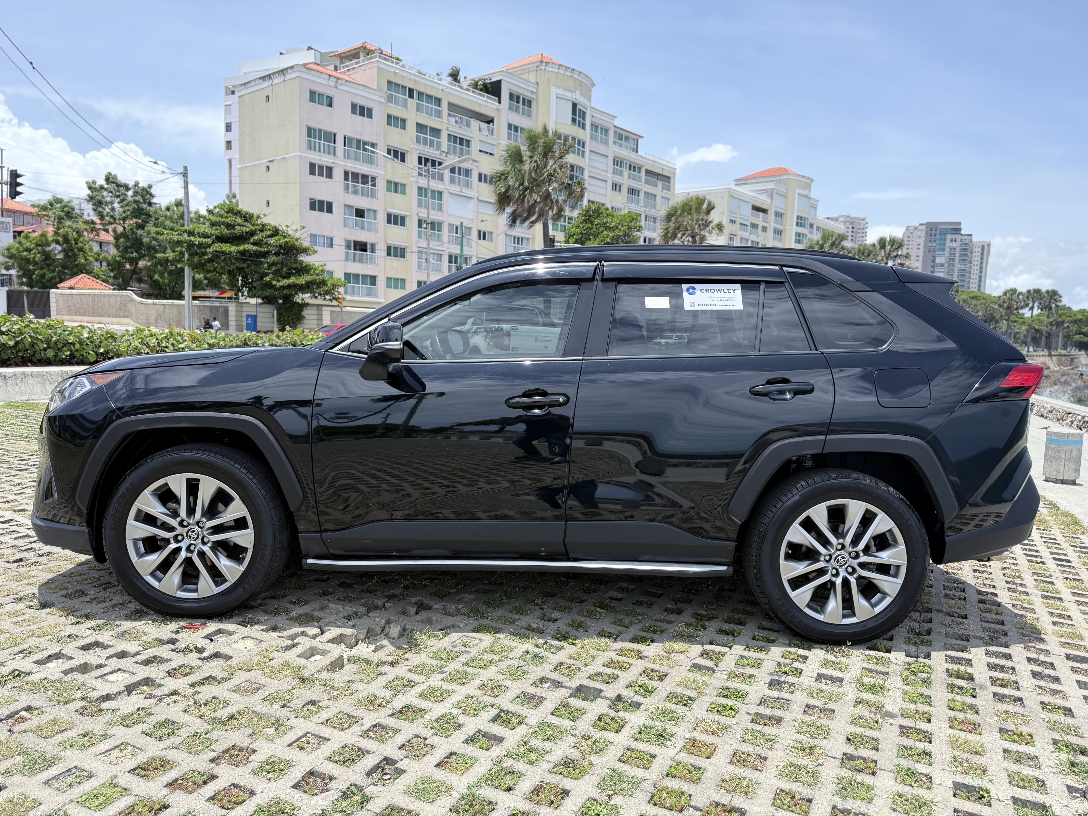 jeepetas y camionetas - Toyota RAV4 2019 Exl Full leather/sunroof recién importado 2