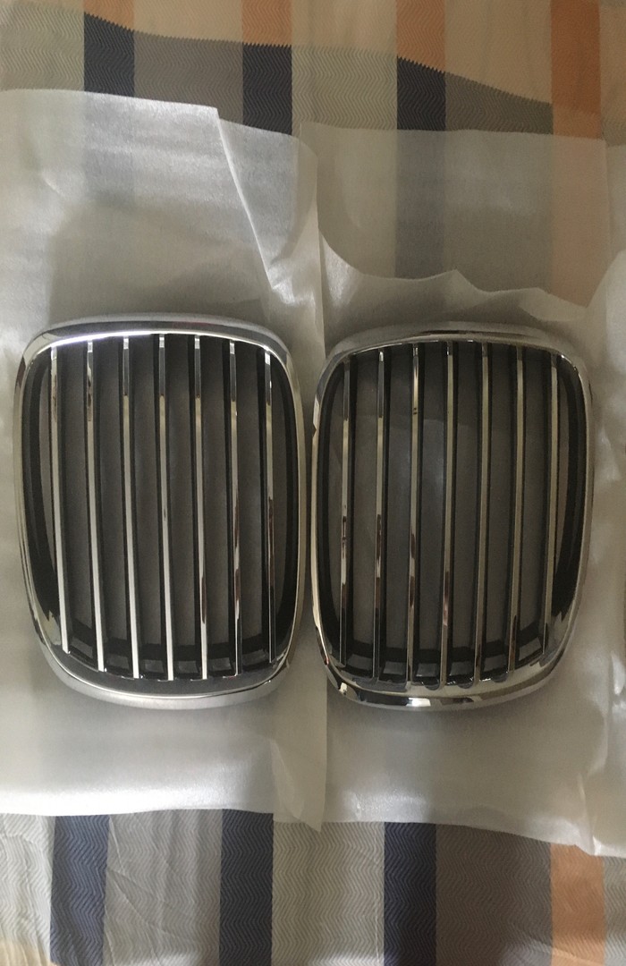 accesorios para vehiculos - Parrila Bmw X5 E70 2007 / 2013 ORIGINAL !!! Nueva !!!