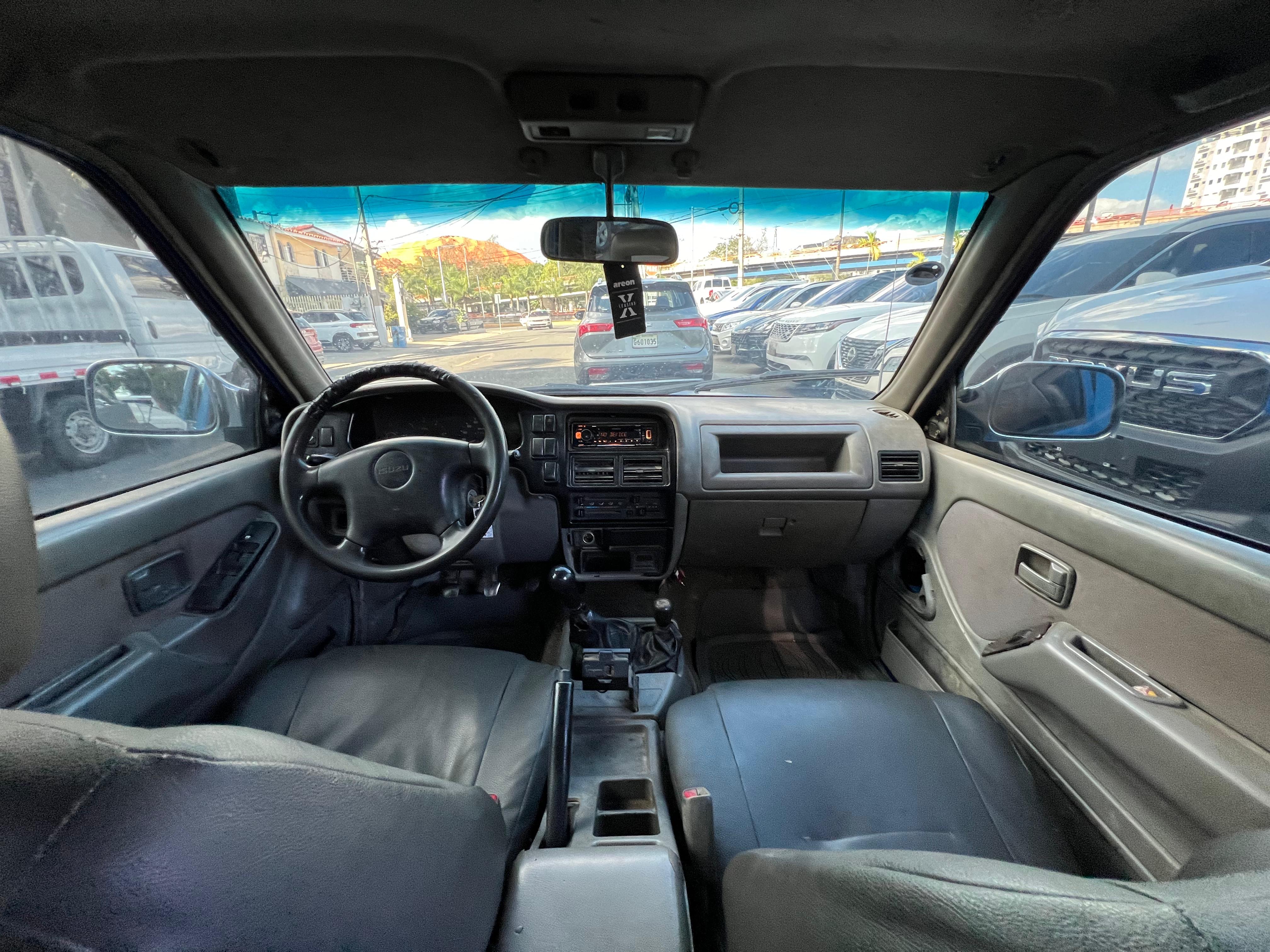 jeepetas y camionetas - ISUZU KB 1999 DE OPORTUNIDAD 6