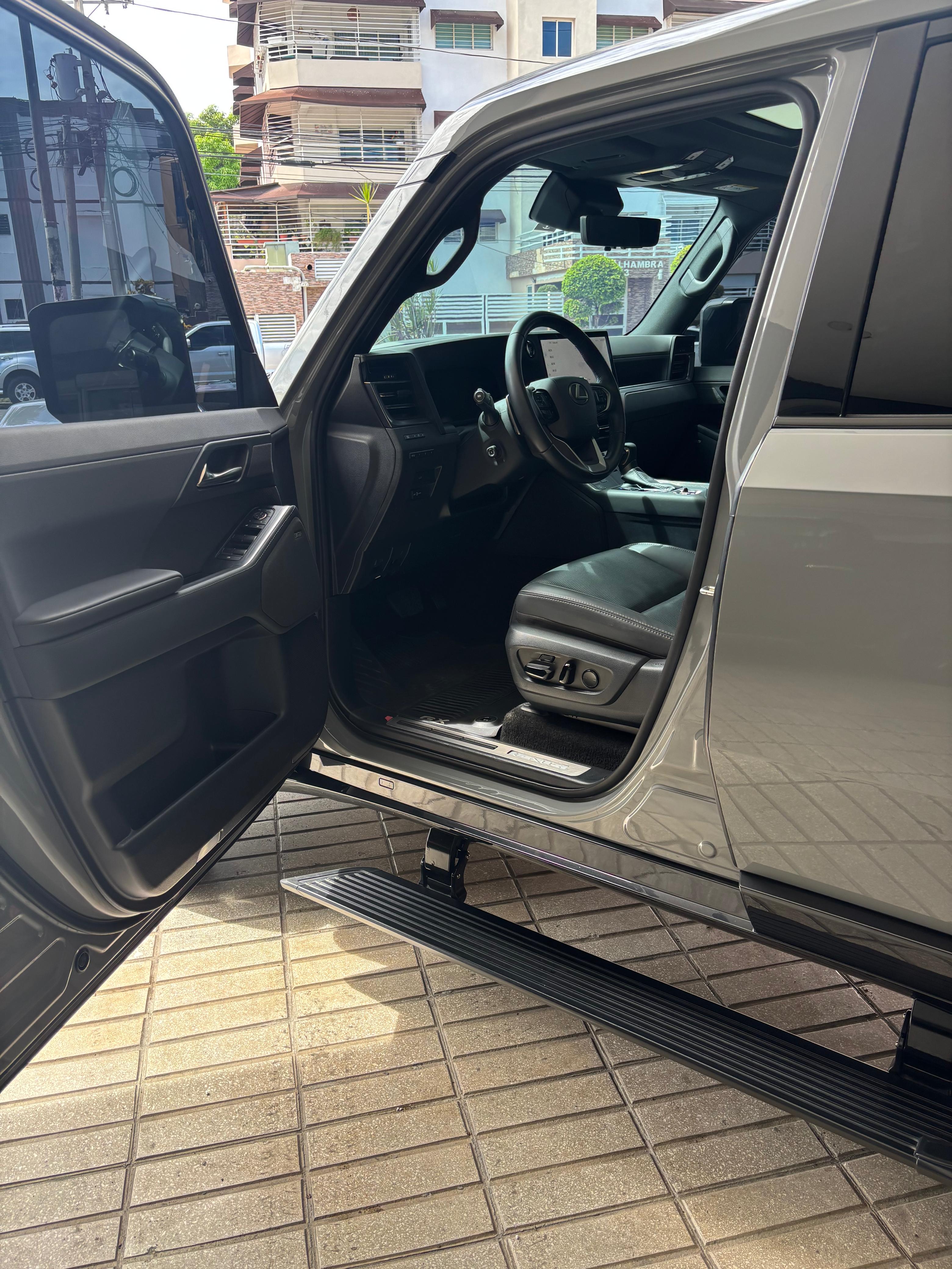 jeepetas y camionetas - Lexus GX550 Luxury+ 5