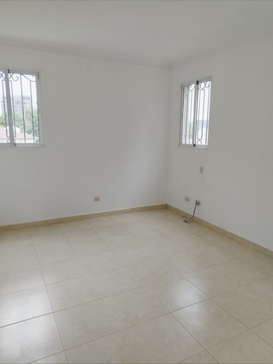 apartamentos - Se Alquila Penthouse en La Española de 250 mts (tercer nivel). Precio $37,000 4