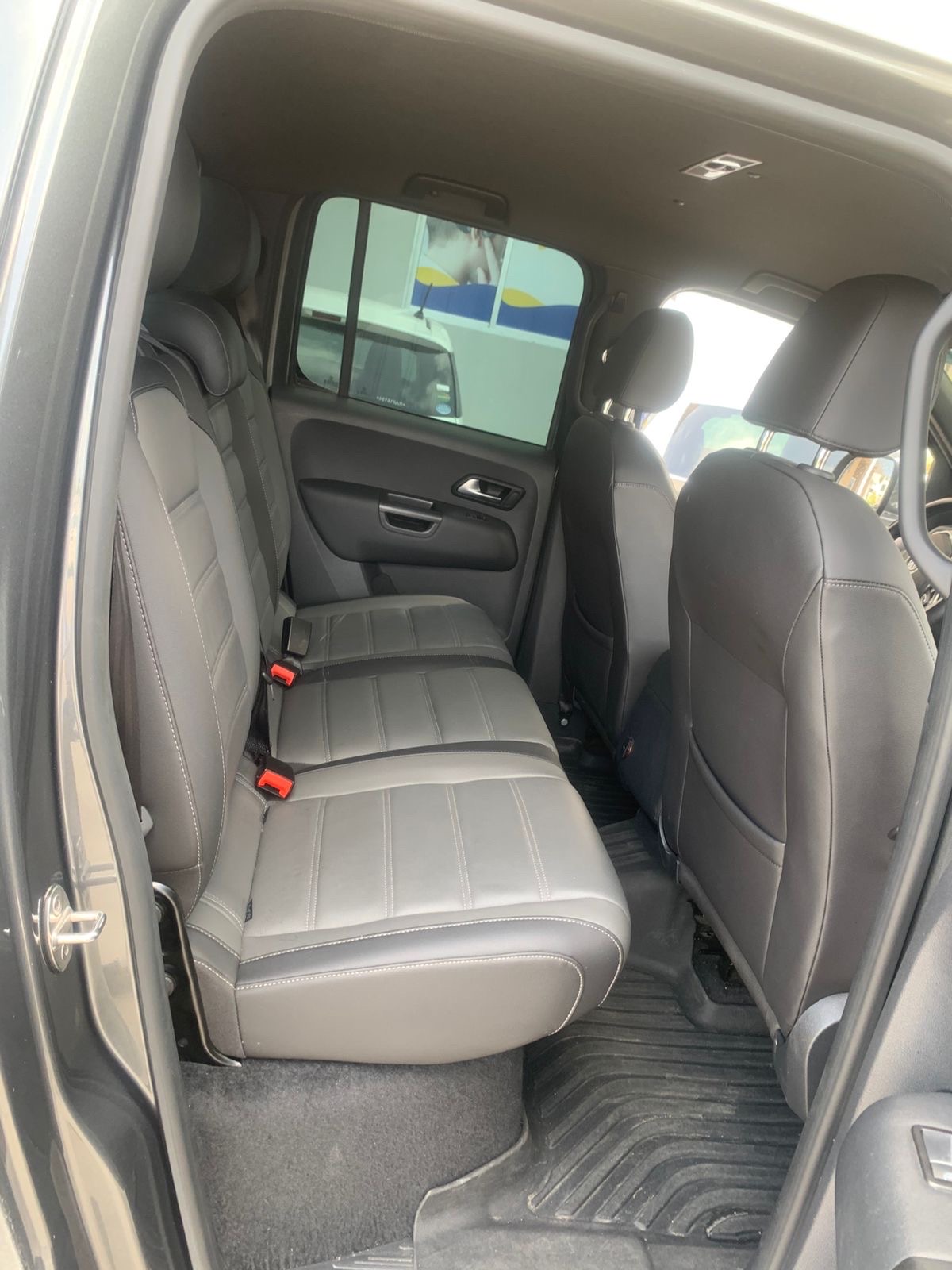 jeepetas y camionetas - Dueño unico vende  3