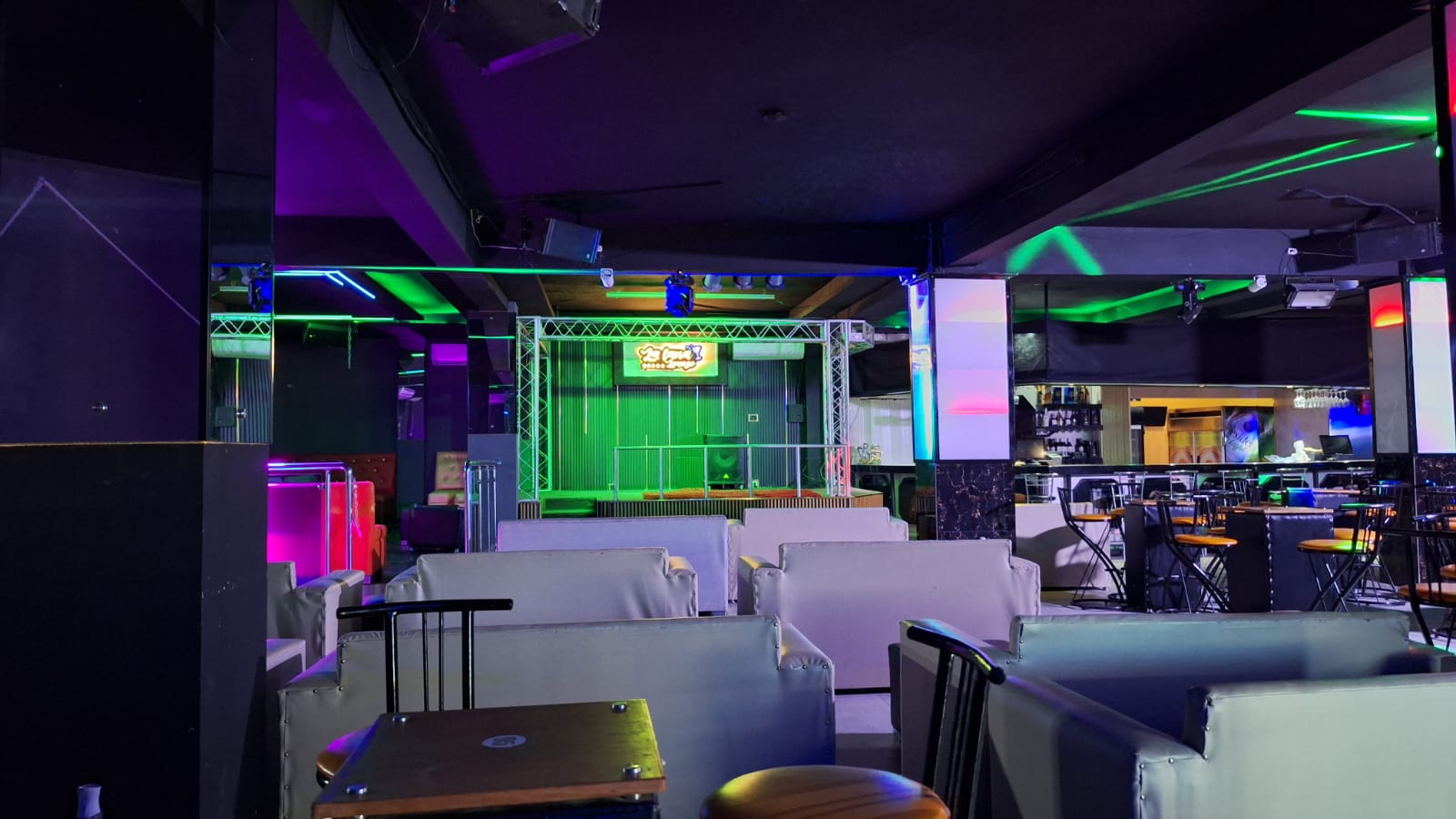 negocios en venta - Discoteca en renta 1