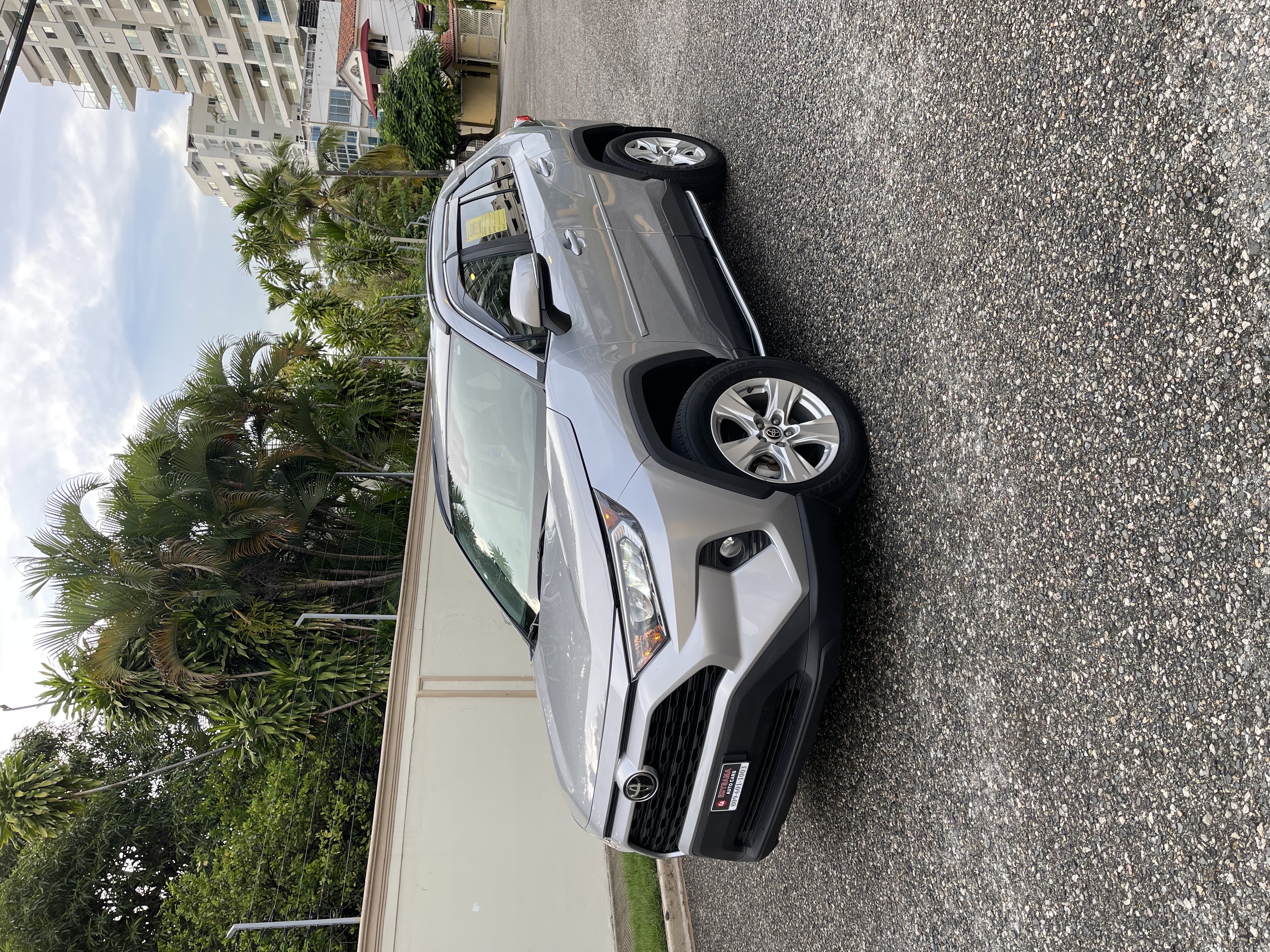 jeepetas y camionetas - Toyota rav4 XLE 2021 1
