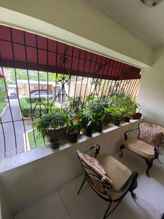 apartamentos - Vendo apartamento clásico en buenas condiciones en Naco 