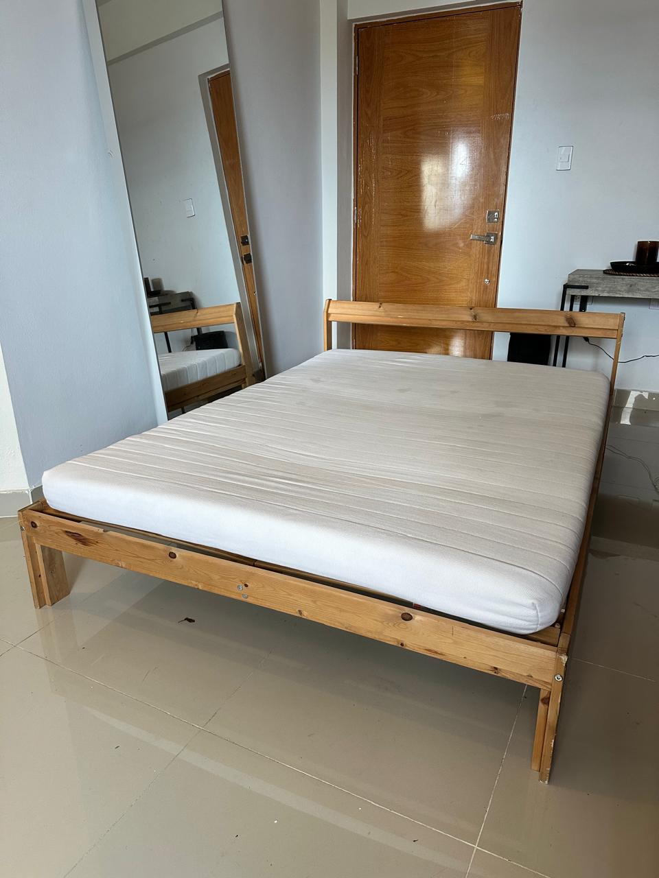 muebles y colchones - Cama IKEA en $15,000 2