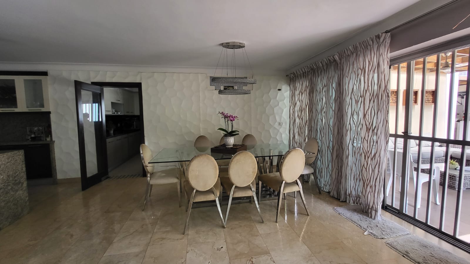 casas - Casa en Venta en Los Cacicazgos 4 hab. con baño 1