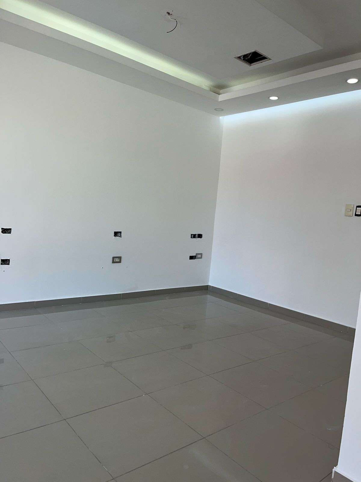 oficinas y locales comerciales - Amplio Local comercial 240m2 ideal para negocio 3