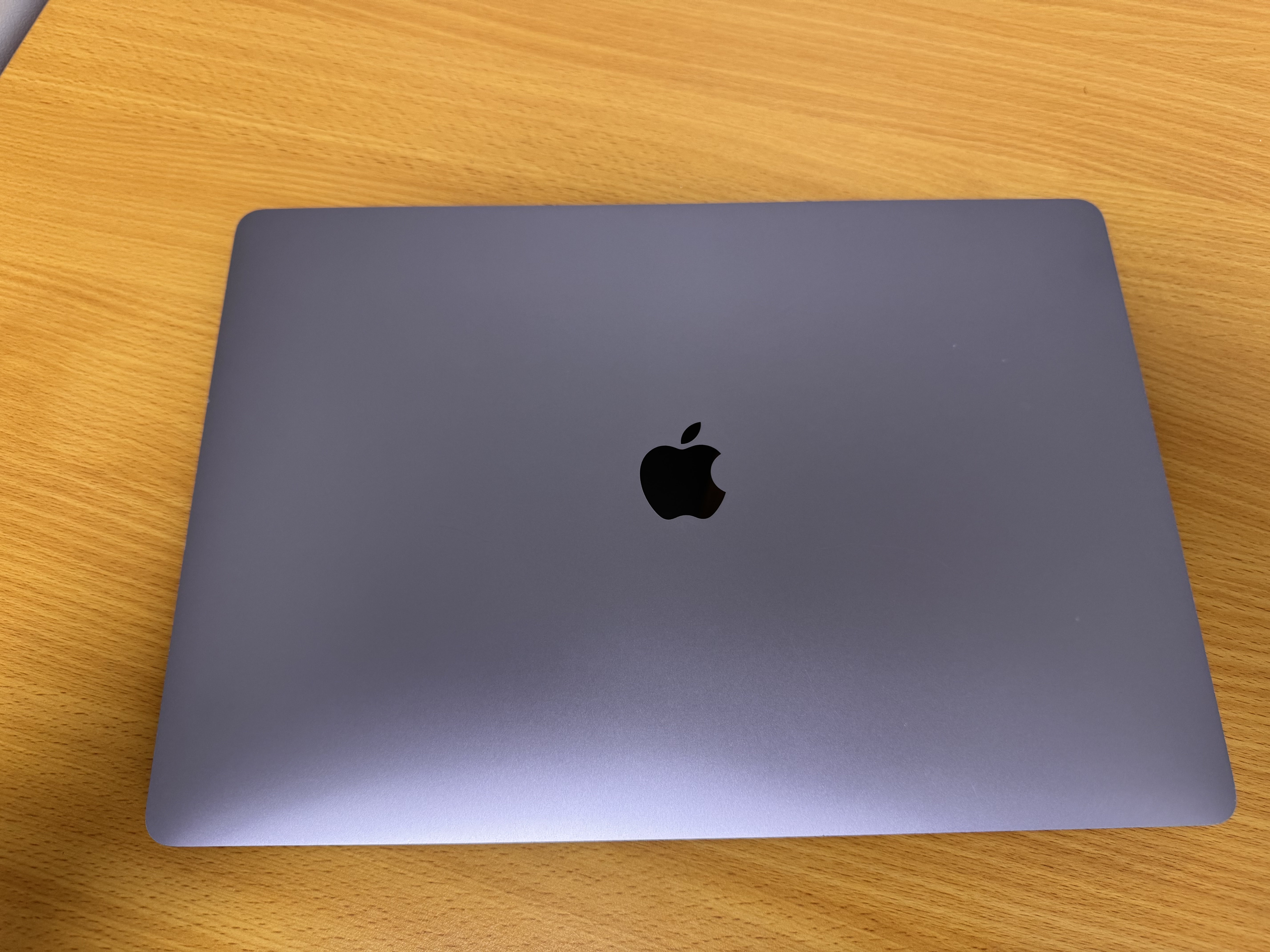 computadoras y laptops - MacBook Pro 16-inch 2019 64BGRam 1TB Ssd Doble Tarjeta Gráfica   0