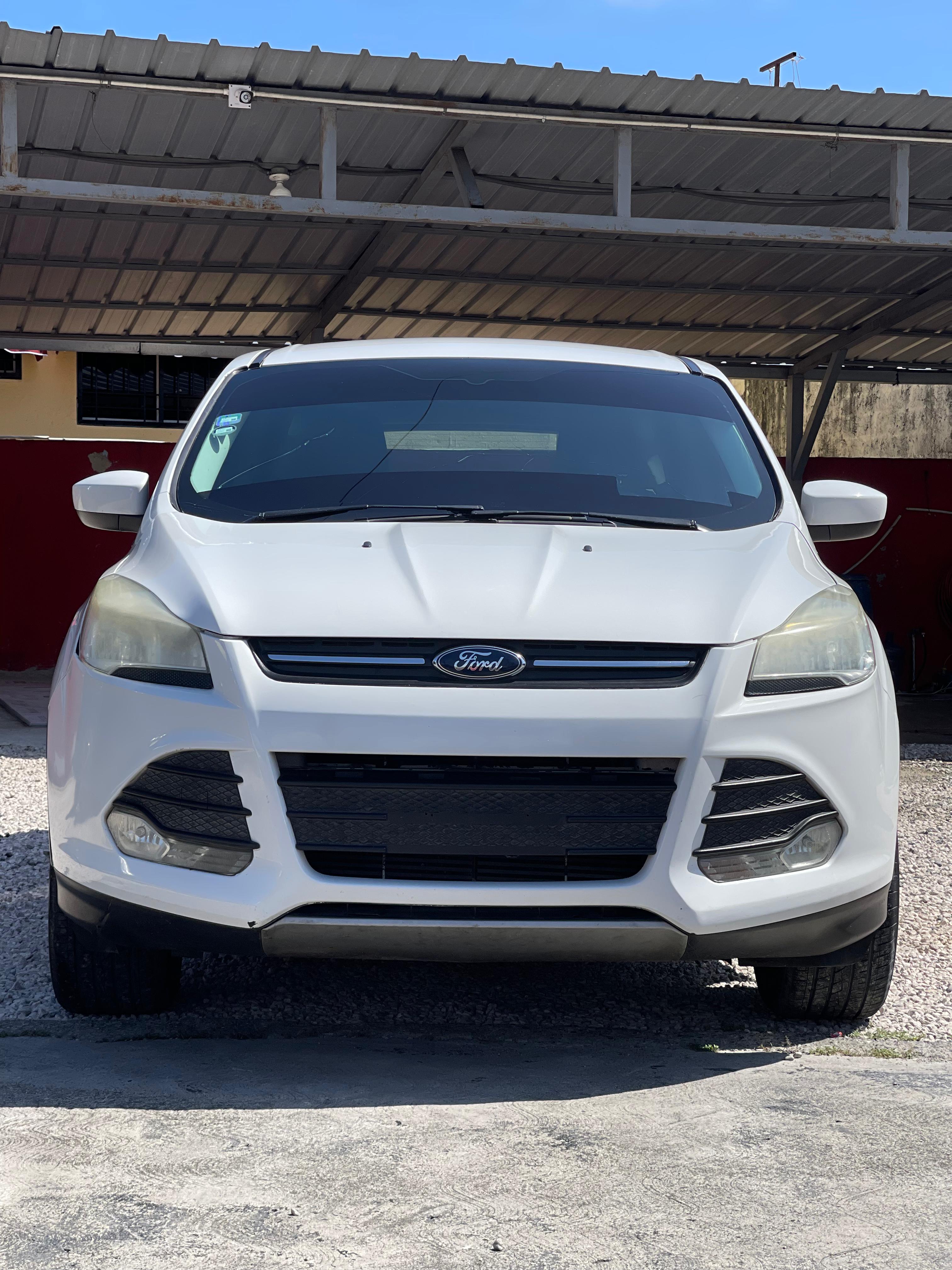 jeepetas y camionetas - Ford Escape SE 2013 3