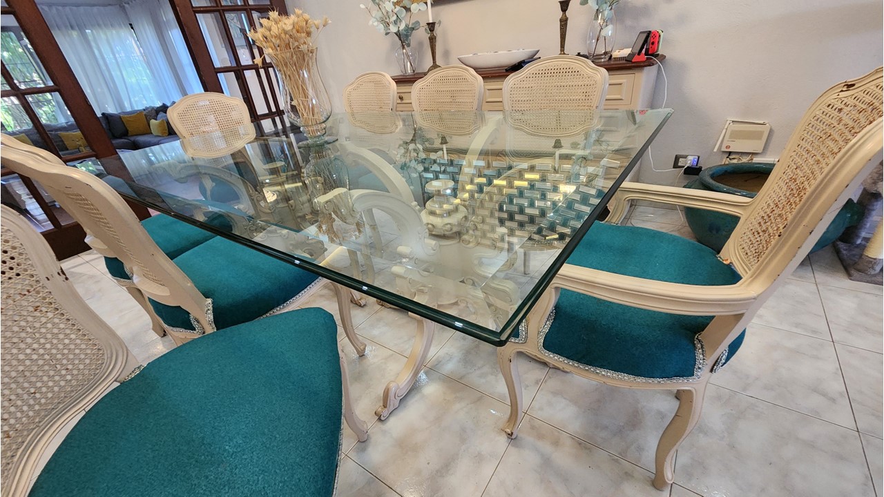 muebles y colchones - Comedor de 8 sillas en caoba 2