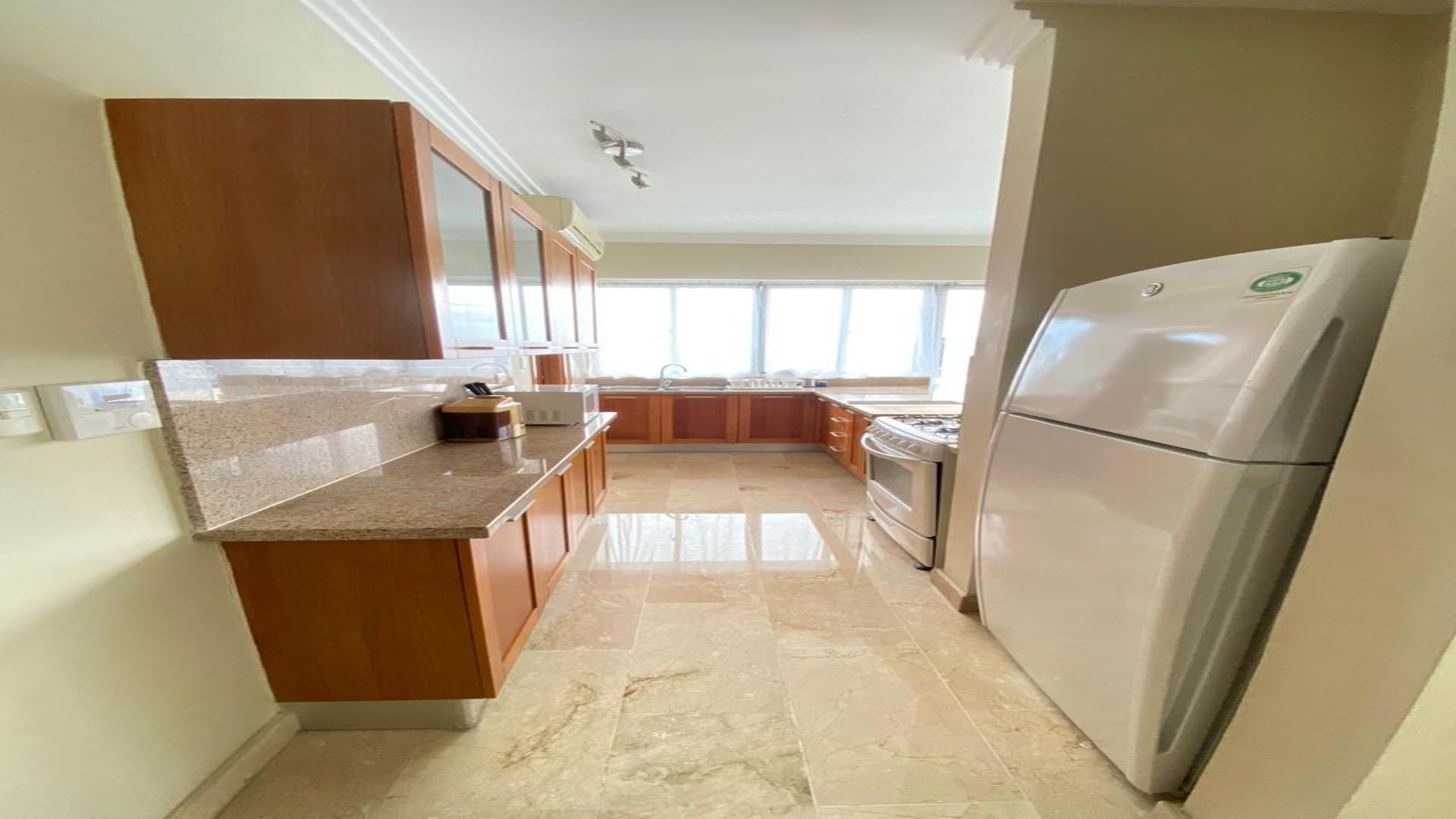 apartamentos - Apartamento Amueblado en Piantini 5