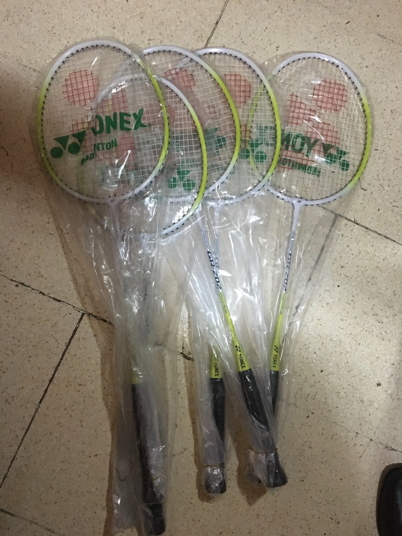 deportes - Bádminton YONEX. Raqueta, malla y tubos de ganso. - AL POR MAYOR Y AL DETALLE 2