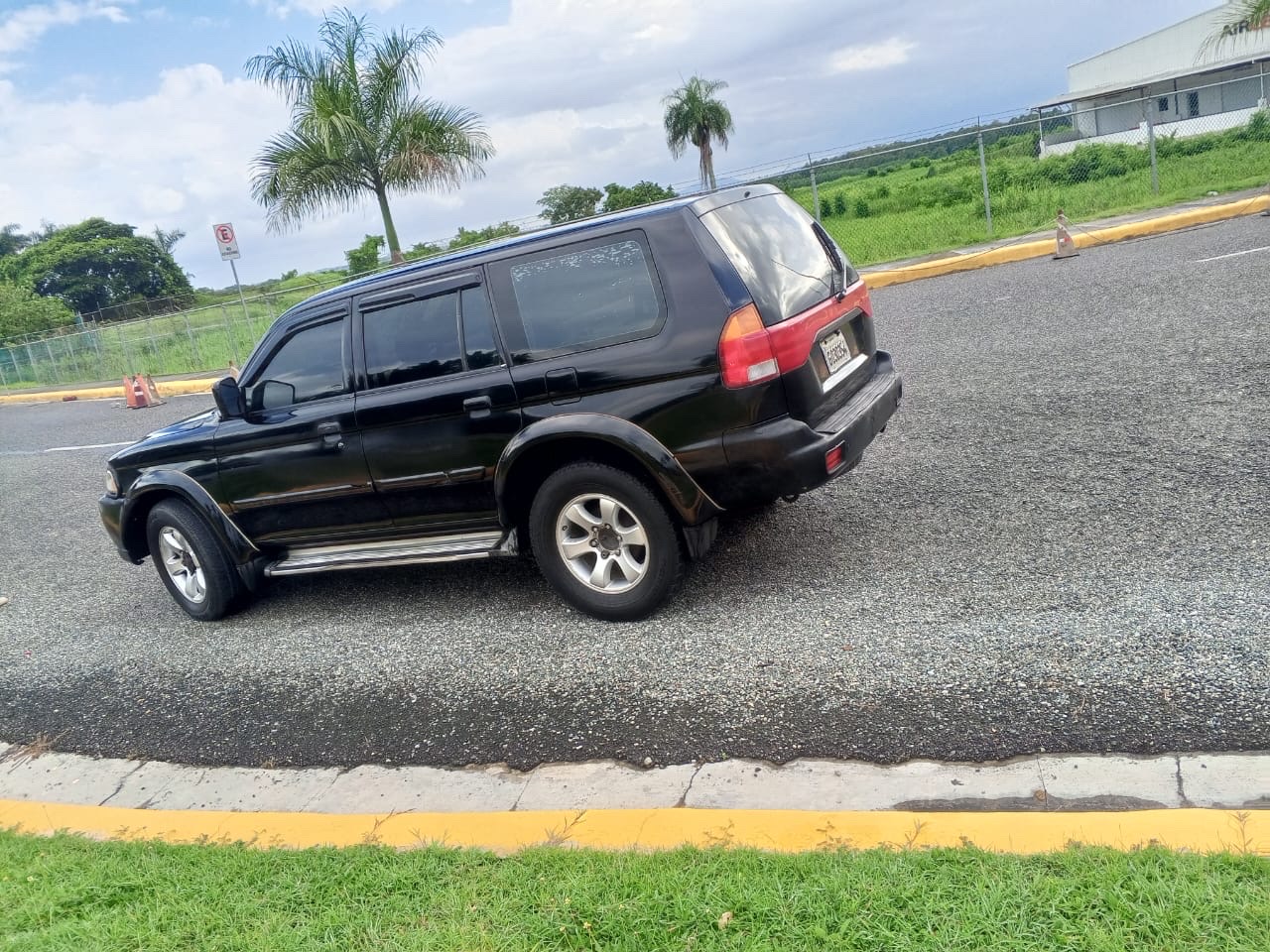 jeepetas y camionetas - Mitsubishi año 2000 en venta 285 negociable nítida 10/10 3
