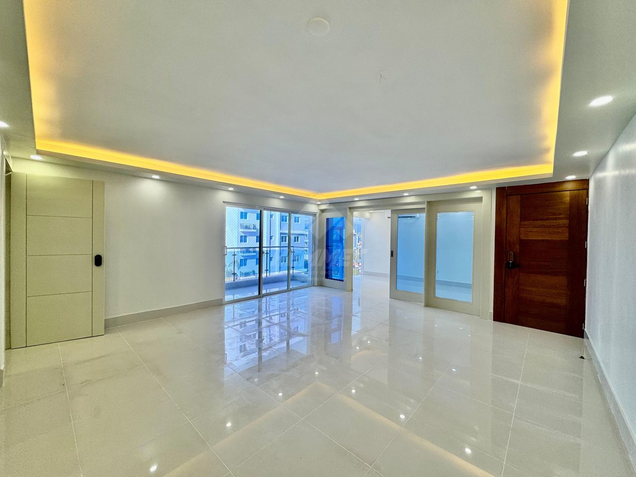 apartamentos - TORRE PISCINA Y GIMNASIO CERRO ALTO SANTIAGO 5