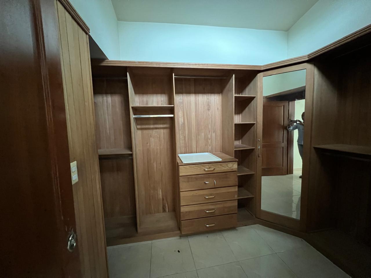 casas - Casa en alquiler en Los prados Comercial 8