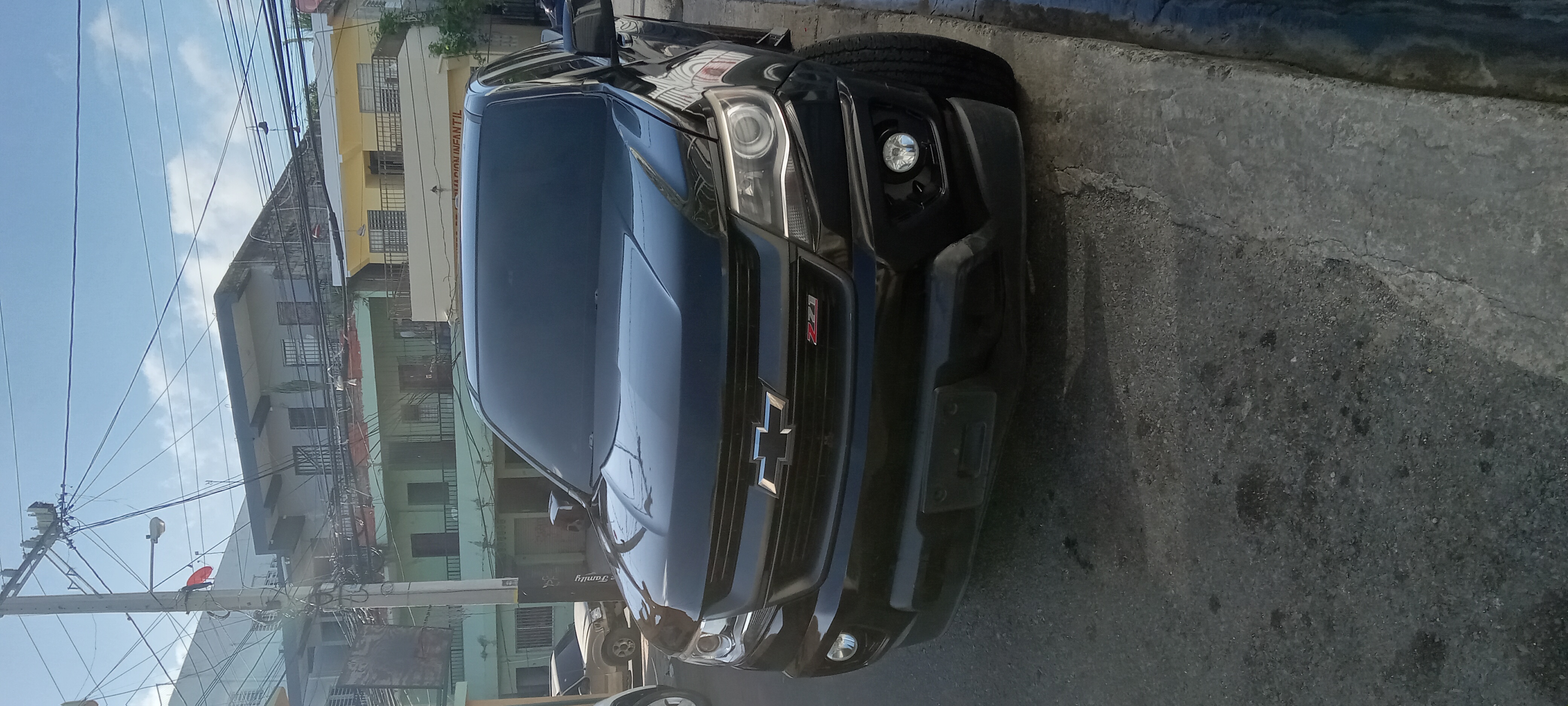 jeepetas y camionetas - Vendo Chevrolet colorado Z71  8