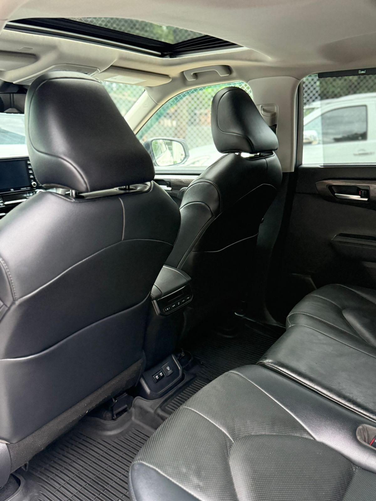 jeepetas y camionetas - Toyota higlander limited 2020 9