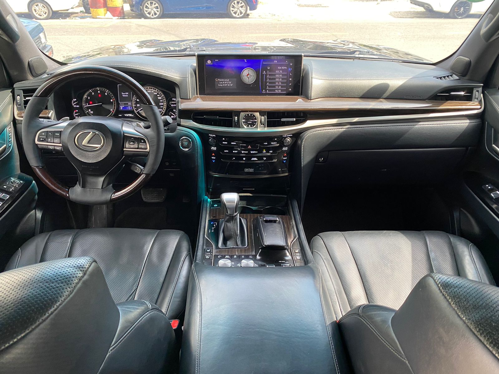 jeepetas y camionetas - Lexus LX 570 2016