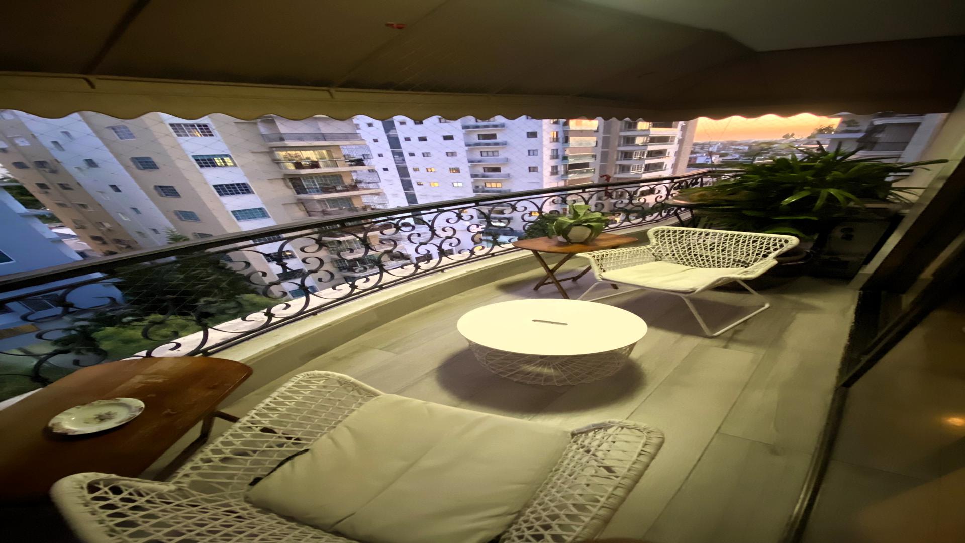 apartamentos - Apartamento Clásico modernizado en Paraíso con Amplios Espacios 2