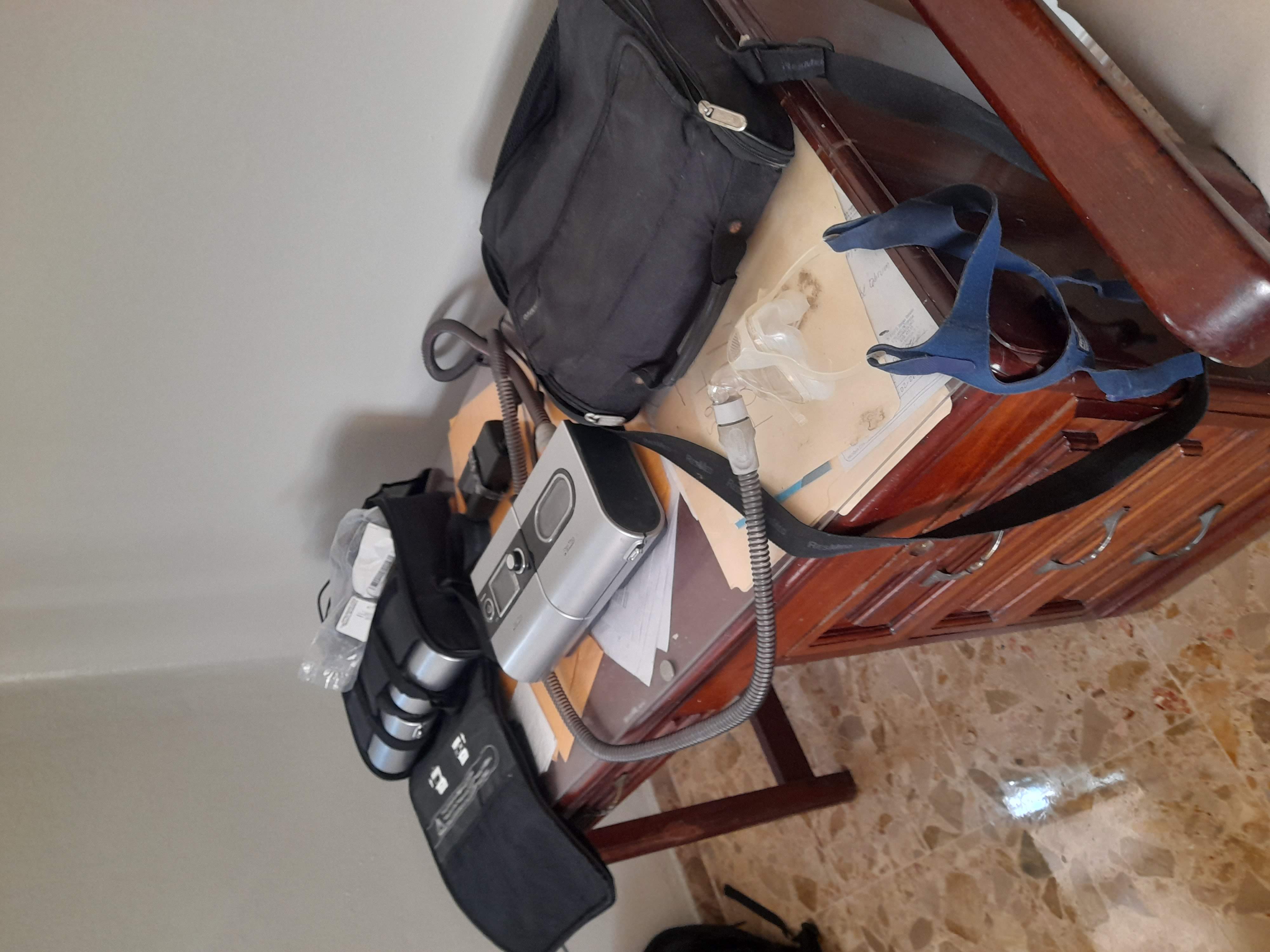 equipos profesionales - ¡Se venden 2 máquinas CPAP ResMed S9 AutoSet! 💤💨 7